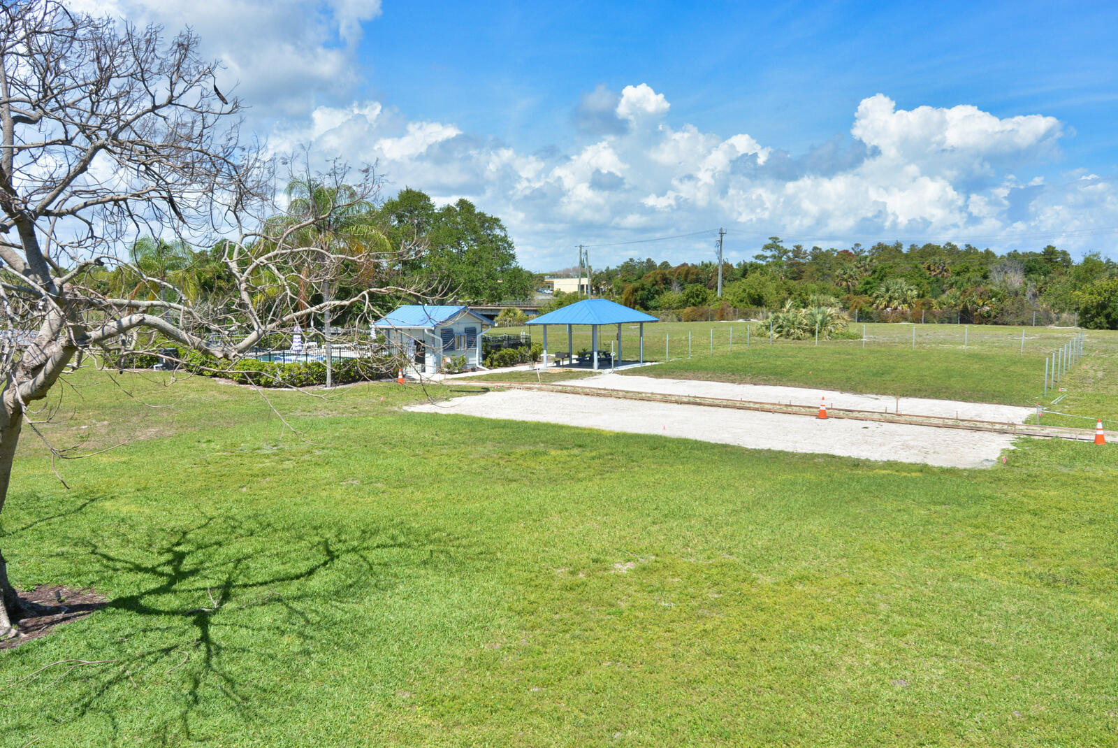 BEACON 21 CONDO SAILFISH - Residential