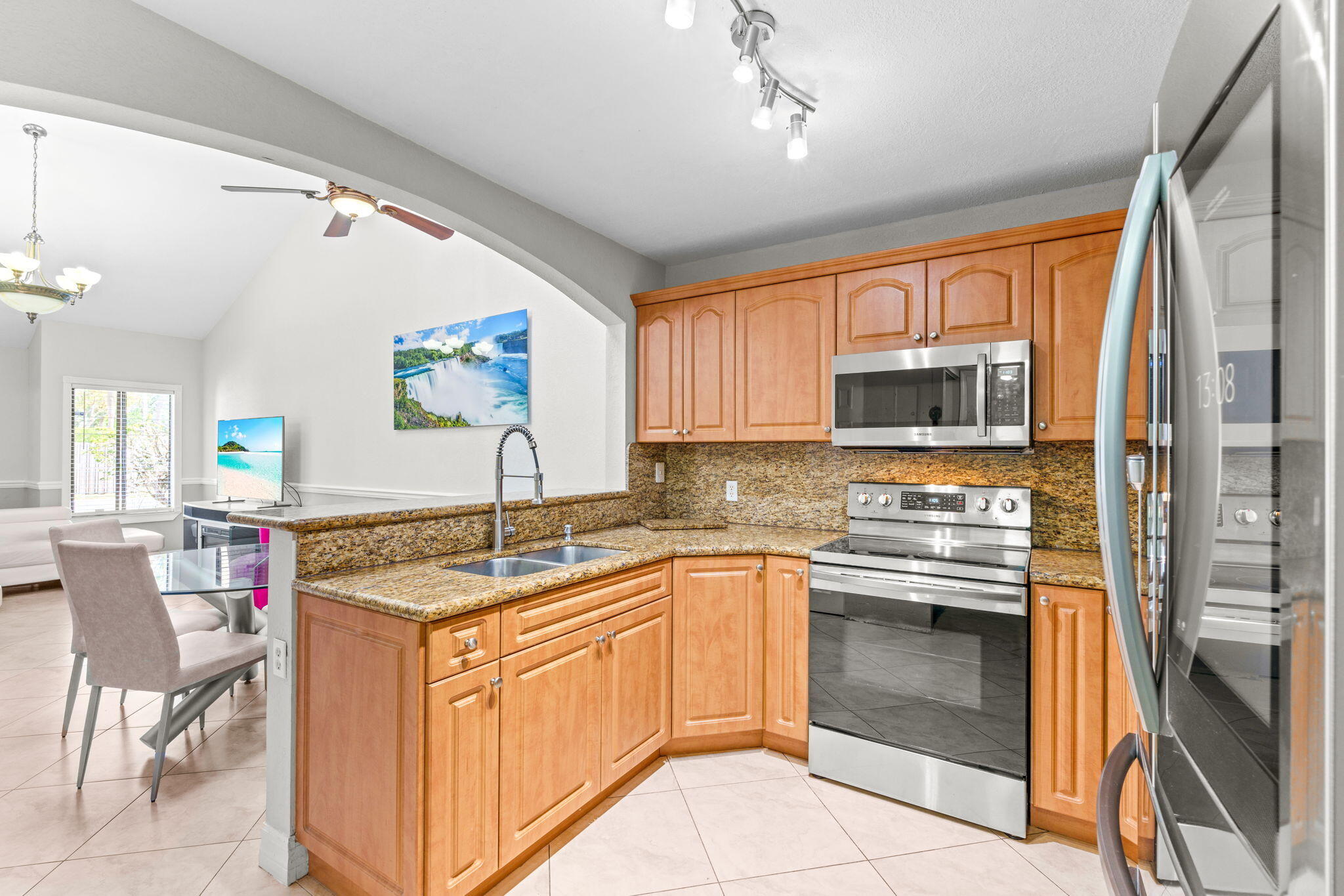 LAKE COLONY PH 3 - Residential