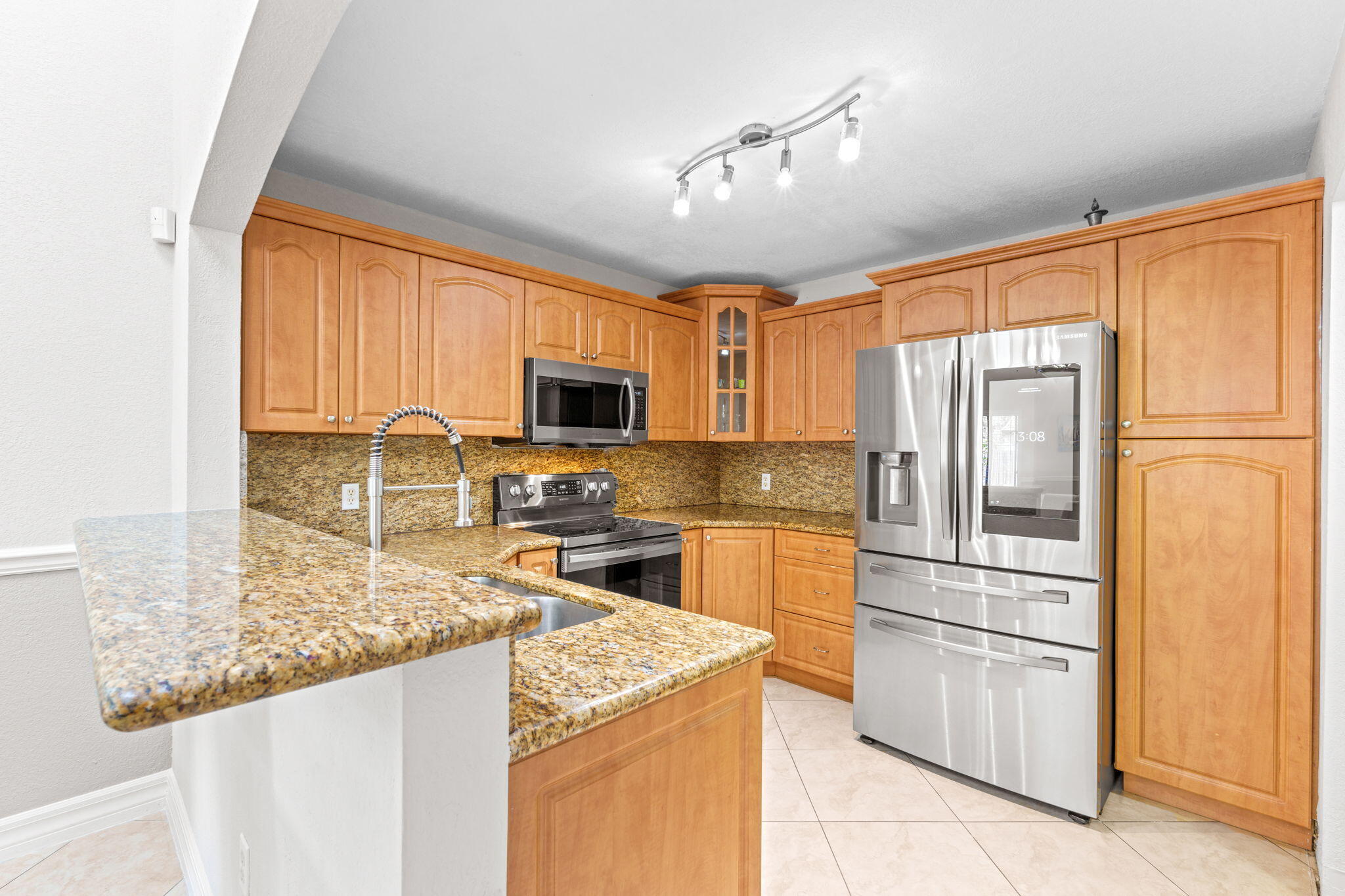 LAKE COLONY PH 3 - Residential