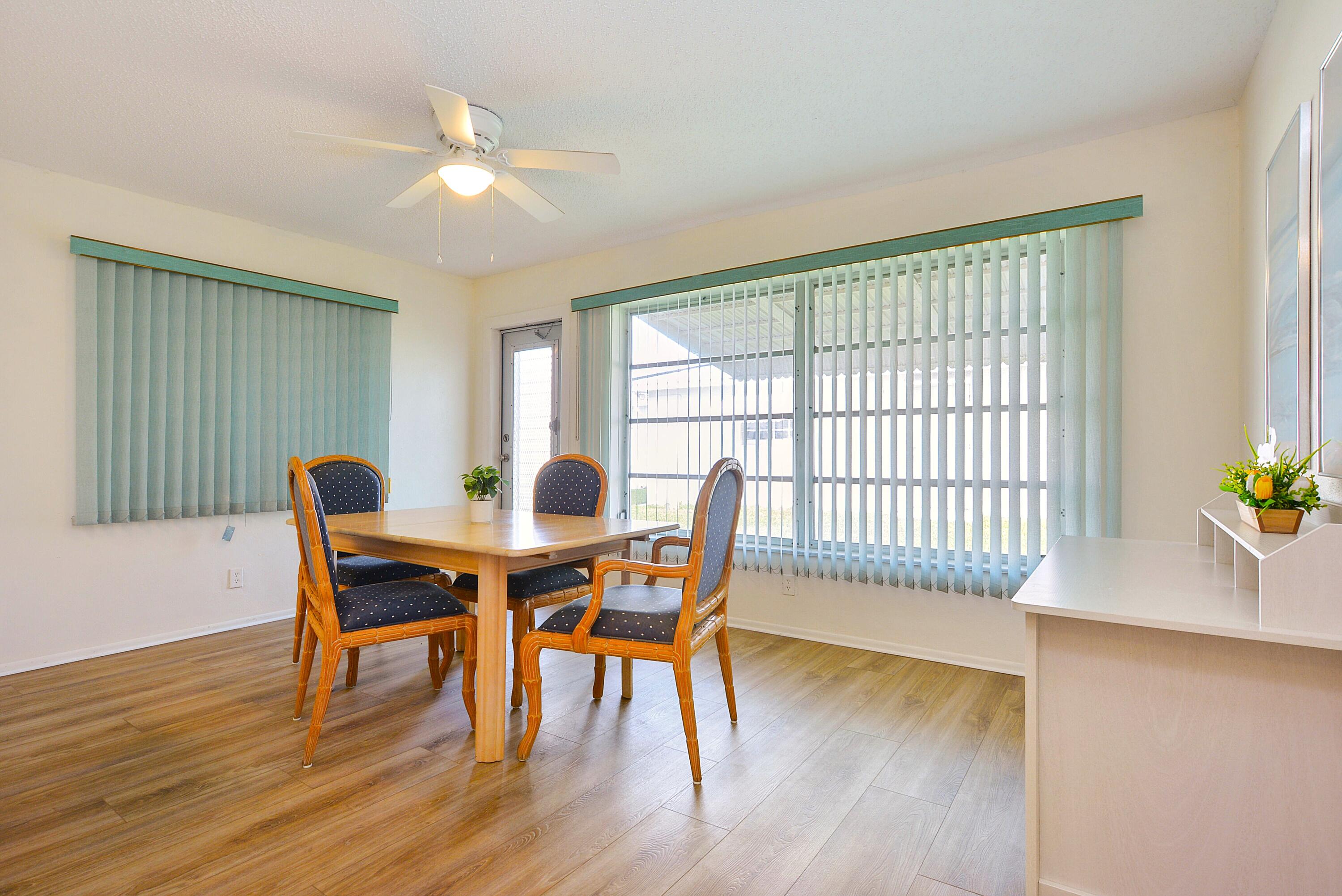 PALM BEACH LEISUREVILLE REPLAT - Residential