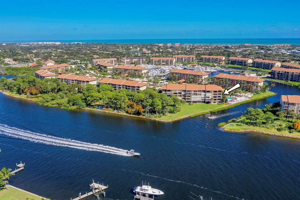 Photo of 2201 Marina Isle Way #401, Jupiter, FL 33477 (MLS # R10758115)