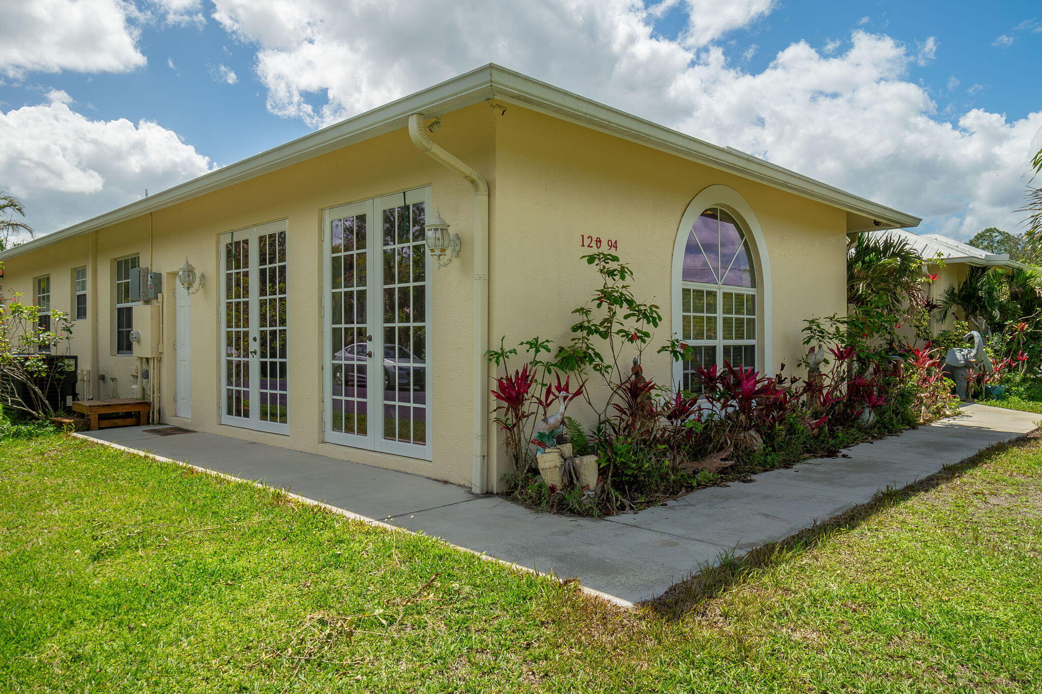 Acreage - Residential Lease