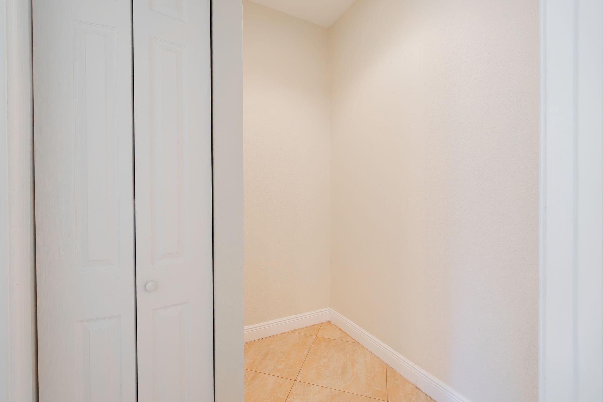 Acreage - Residential Lease