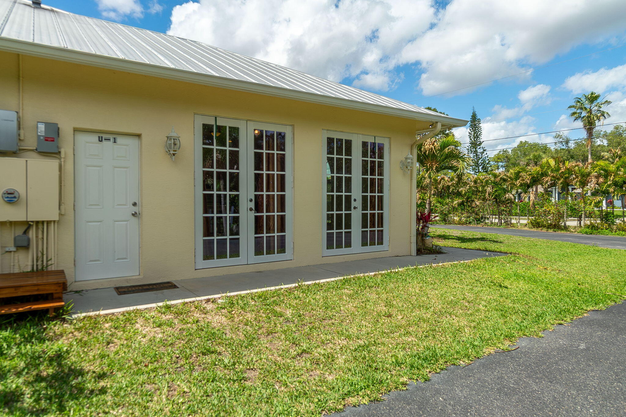 Acreage - Residential Lease