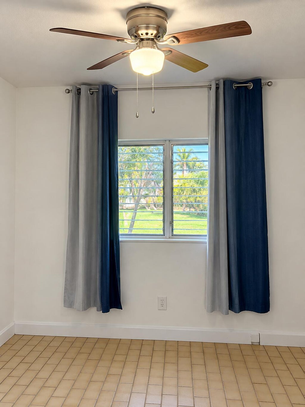 Photo of 1713 Cleveland Street, Hollywood, FL 33020 (MLS # B26082996)