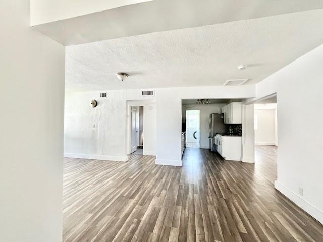 2100 Service Rd