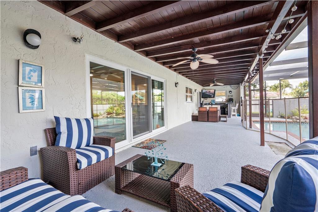 SHADOW WOOD - Residential