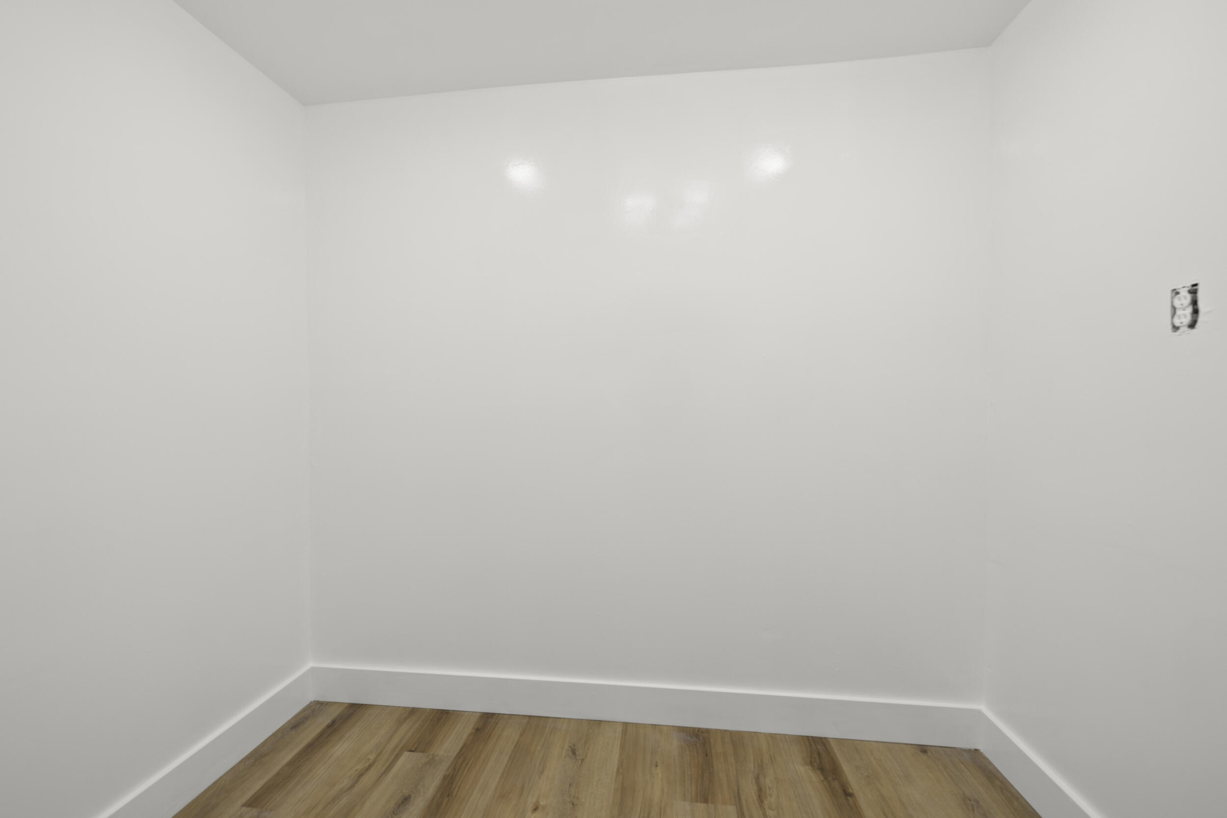 SHADOW WOOD - Residential