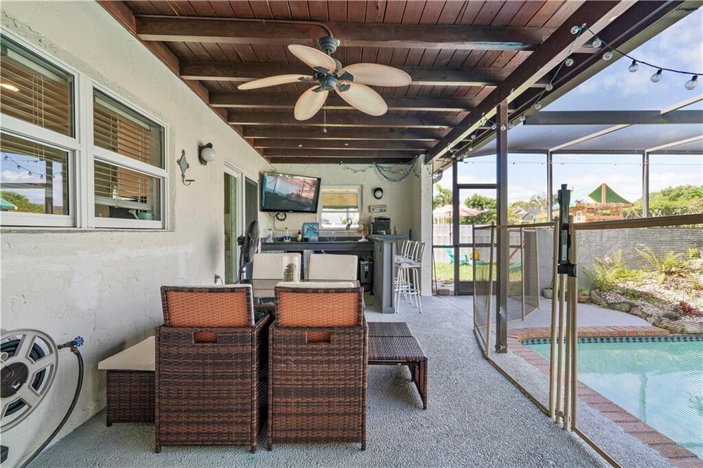 SHADOW WOOD - Residential