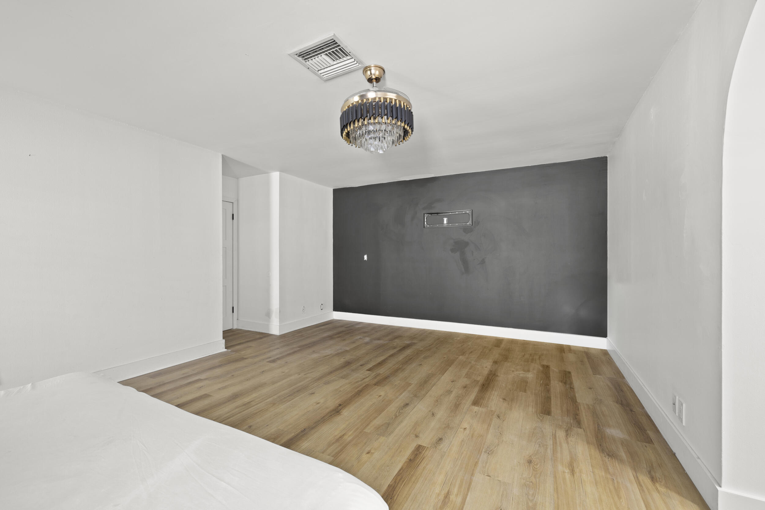 SHADOW WOOD - Residential