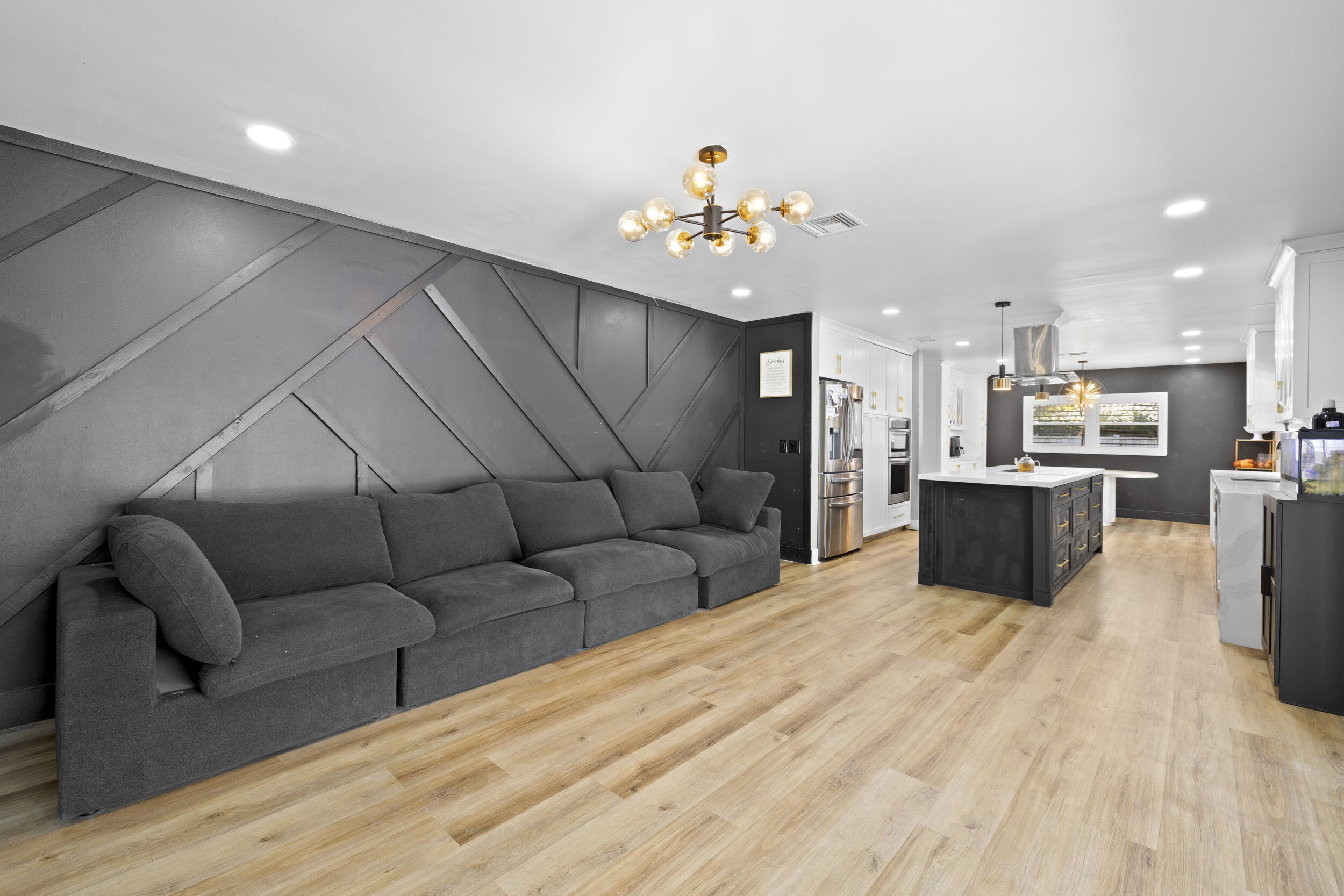 SHADOW WOOD - Residential