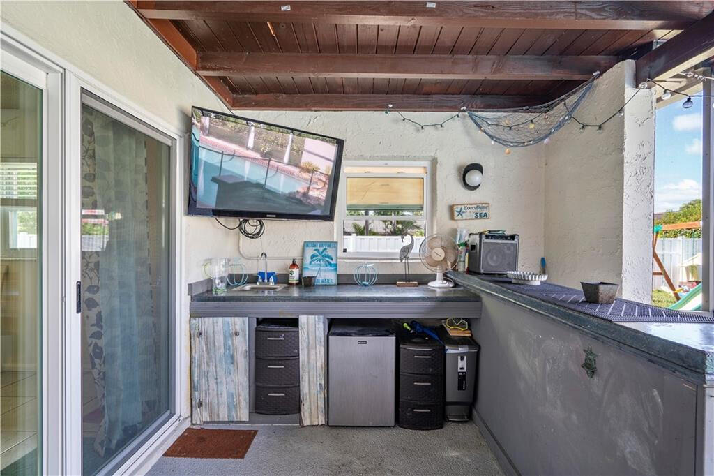 SHADOW WOOD - Residential