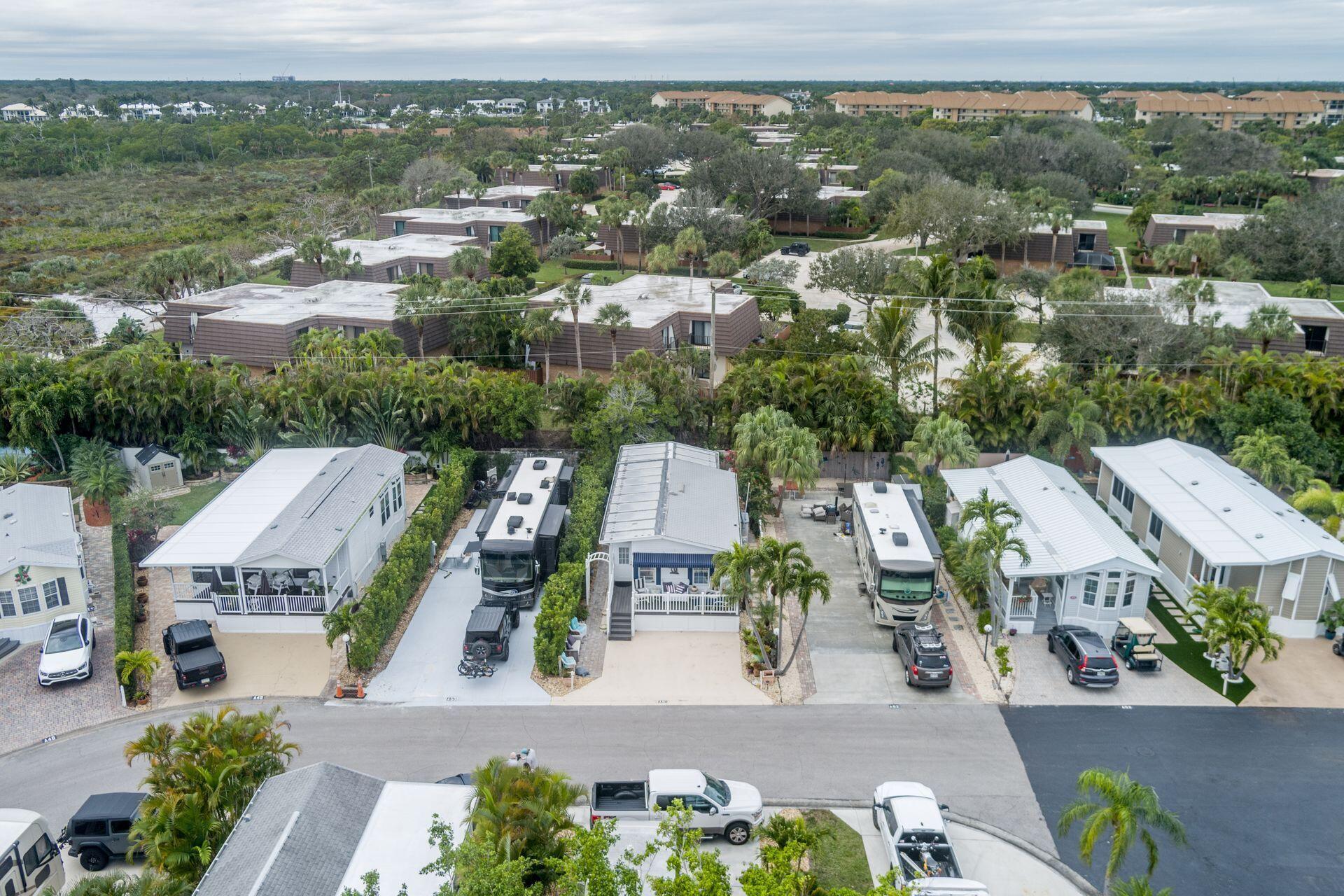 YOGI-BY-THE-SEA CONDO - Residential