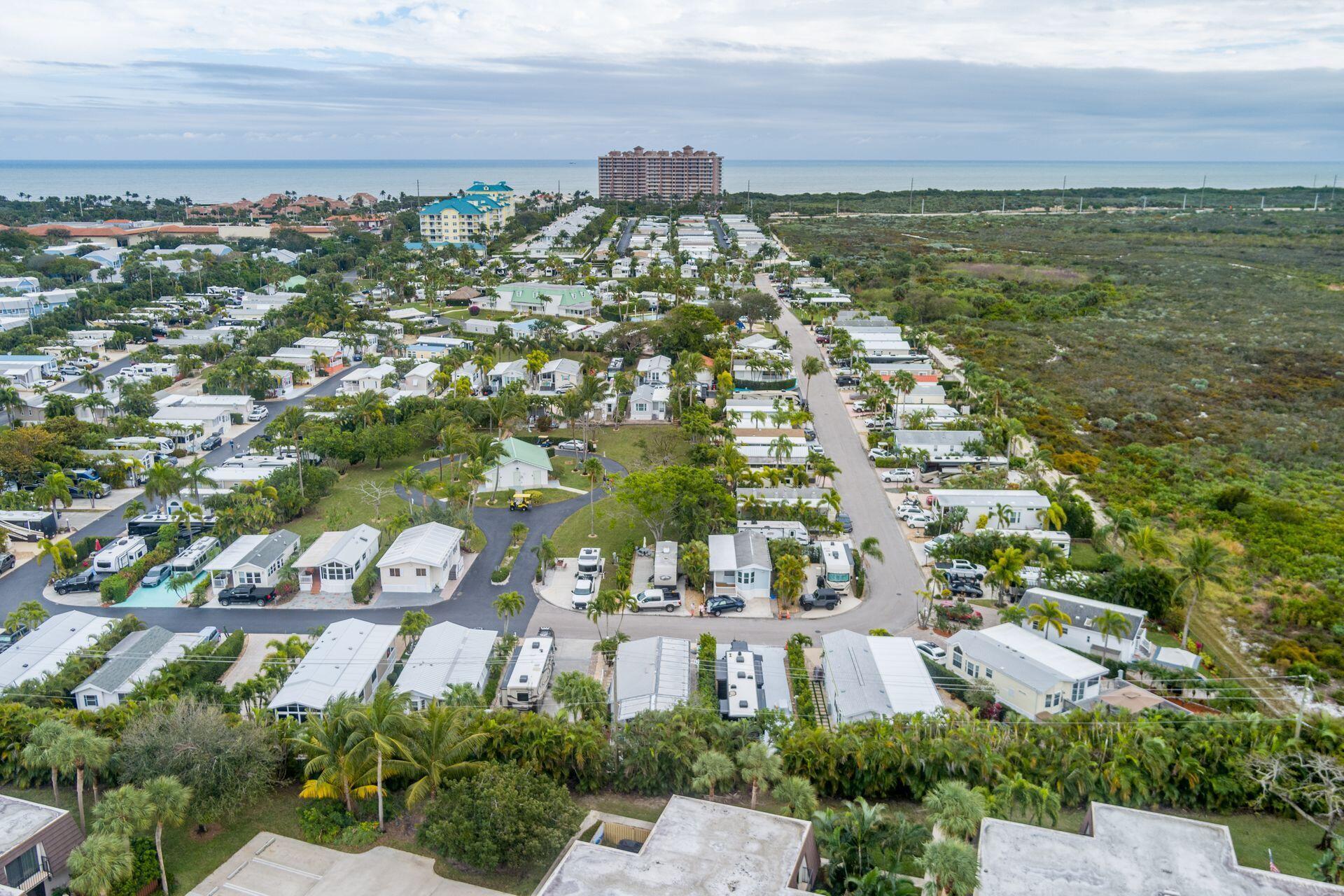 YOGI-BY-THE-SEA CONDO - Residential