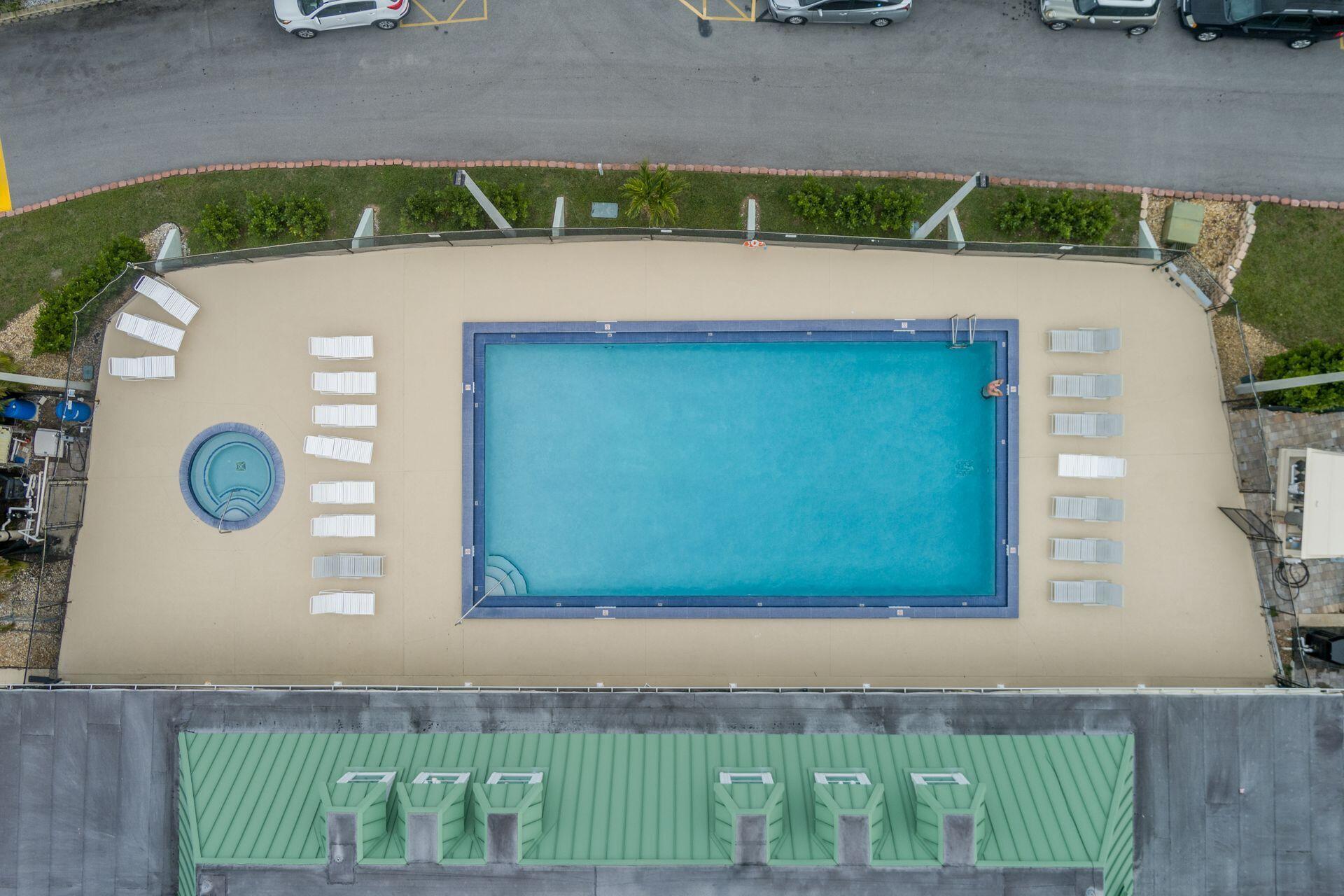 YOGI-BY-THE-SEA CONDO - Residential