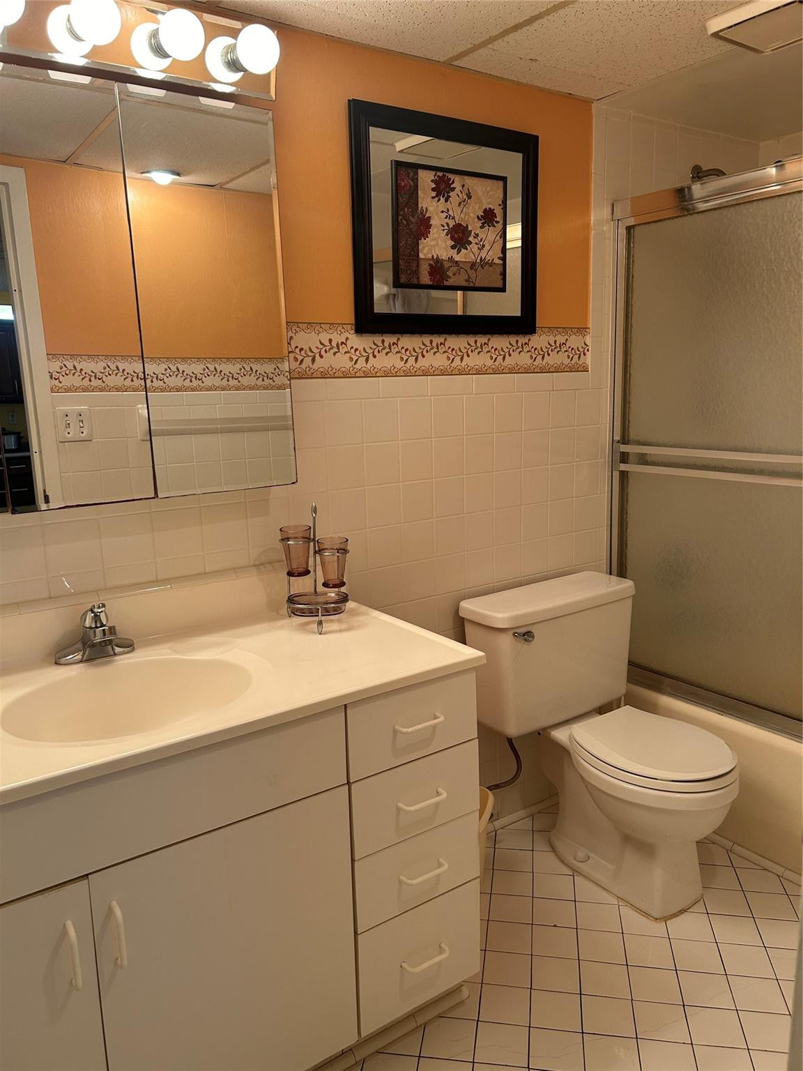 SOMERSET AT LAUDERDALE LAKES - Residential