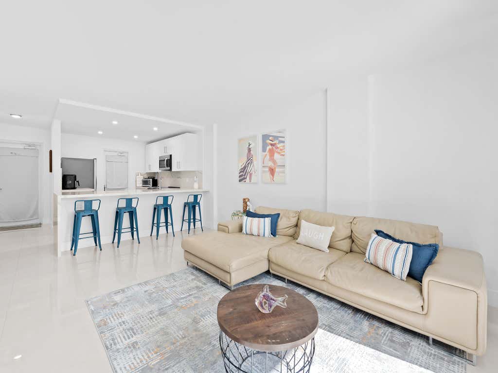 Photo of 2200 NE 33rd Avenue #2d, Fort Lauderdale, FL 33305 (MLS # B26045097)