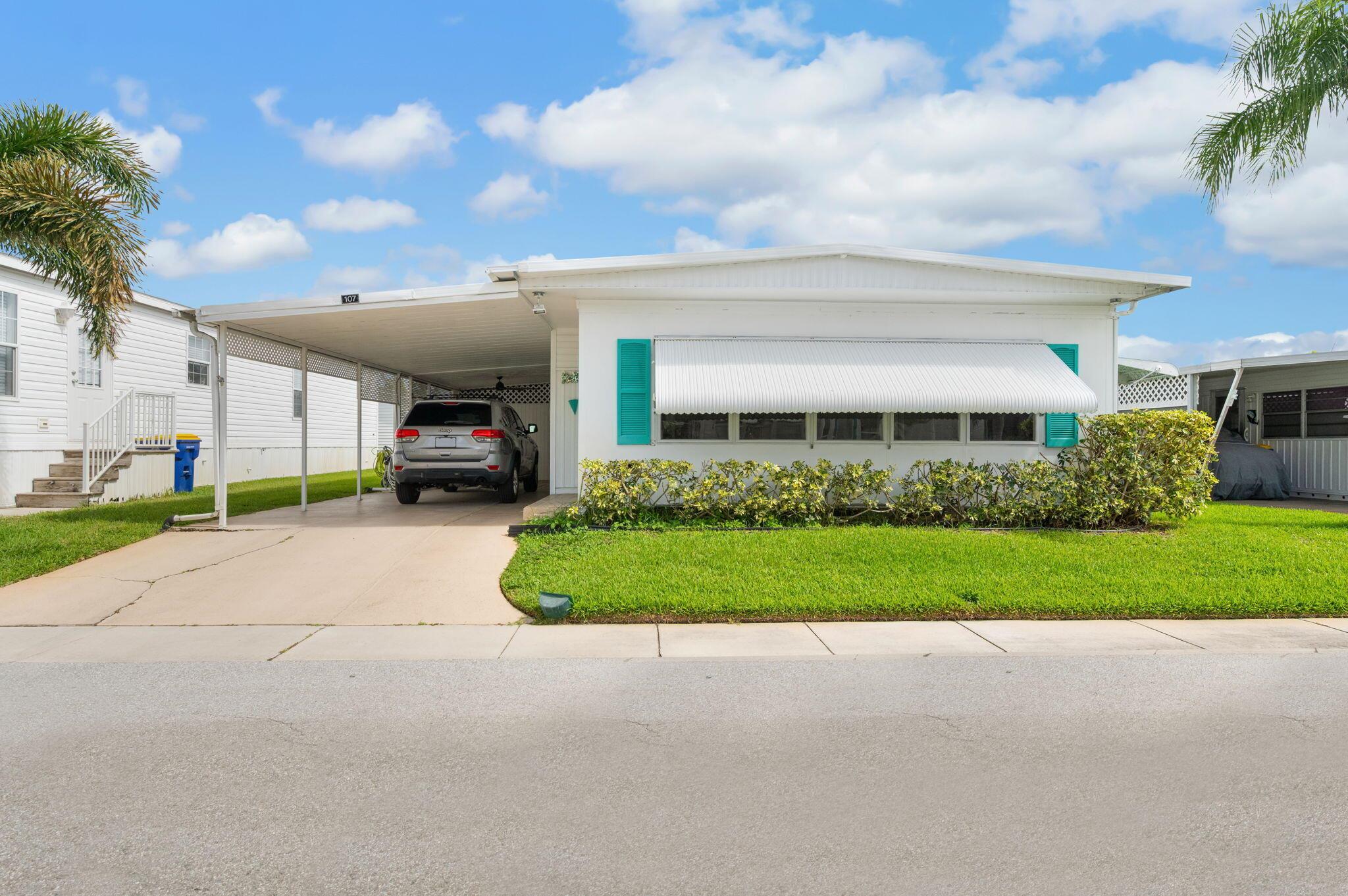4300 SE Saint Lucie Boulevard 107