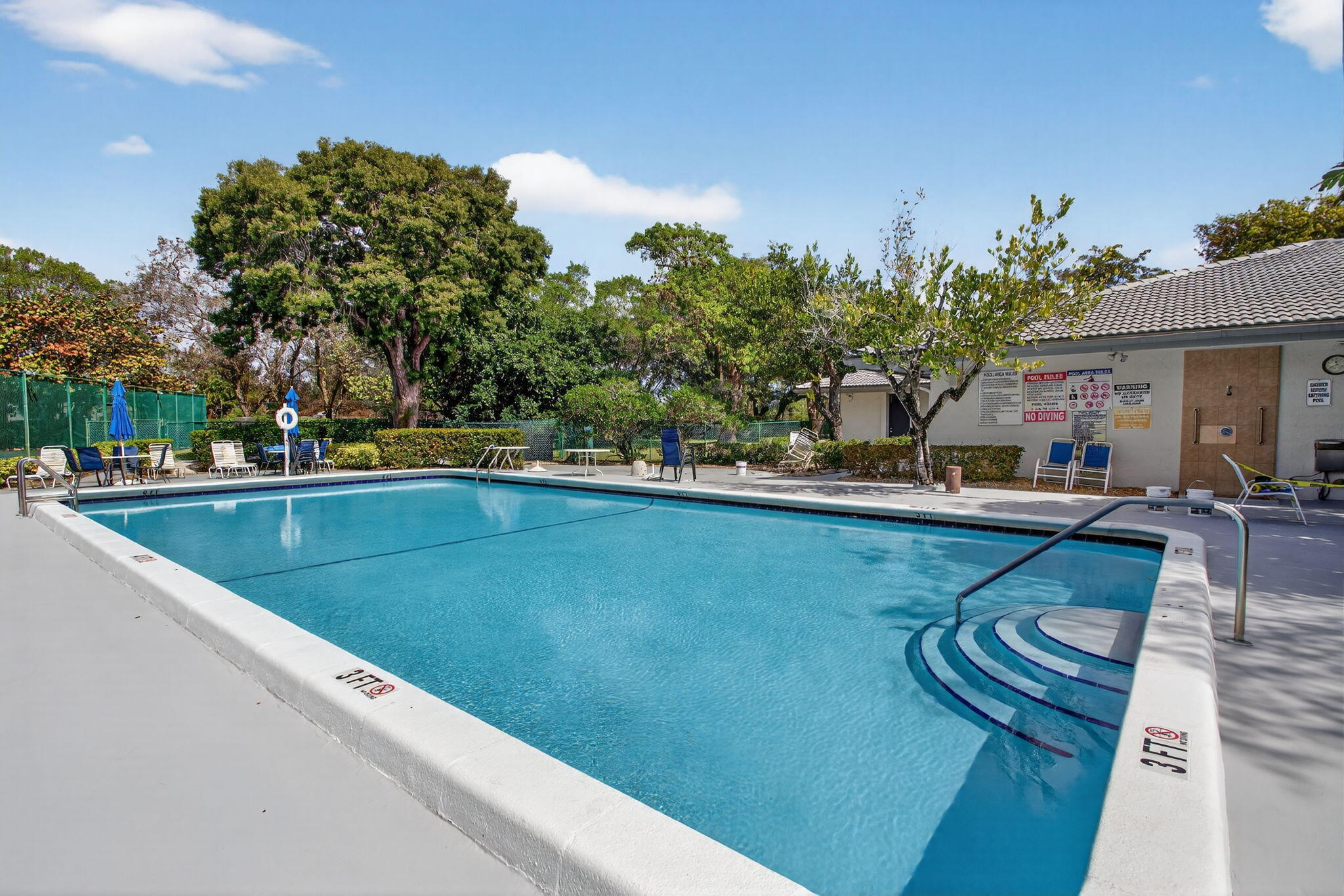 GREENS OF INVERRARY PHASE II - Residential