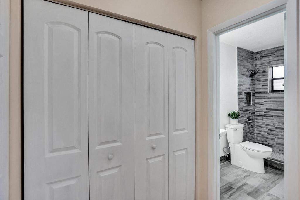 THE MOORS TOWNHOUSES - Residential