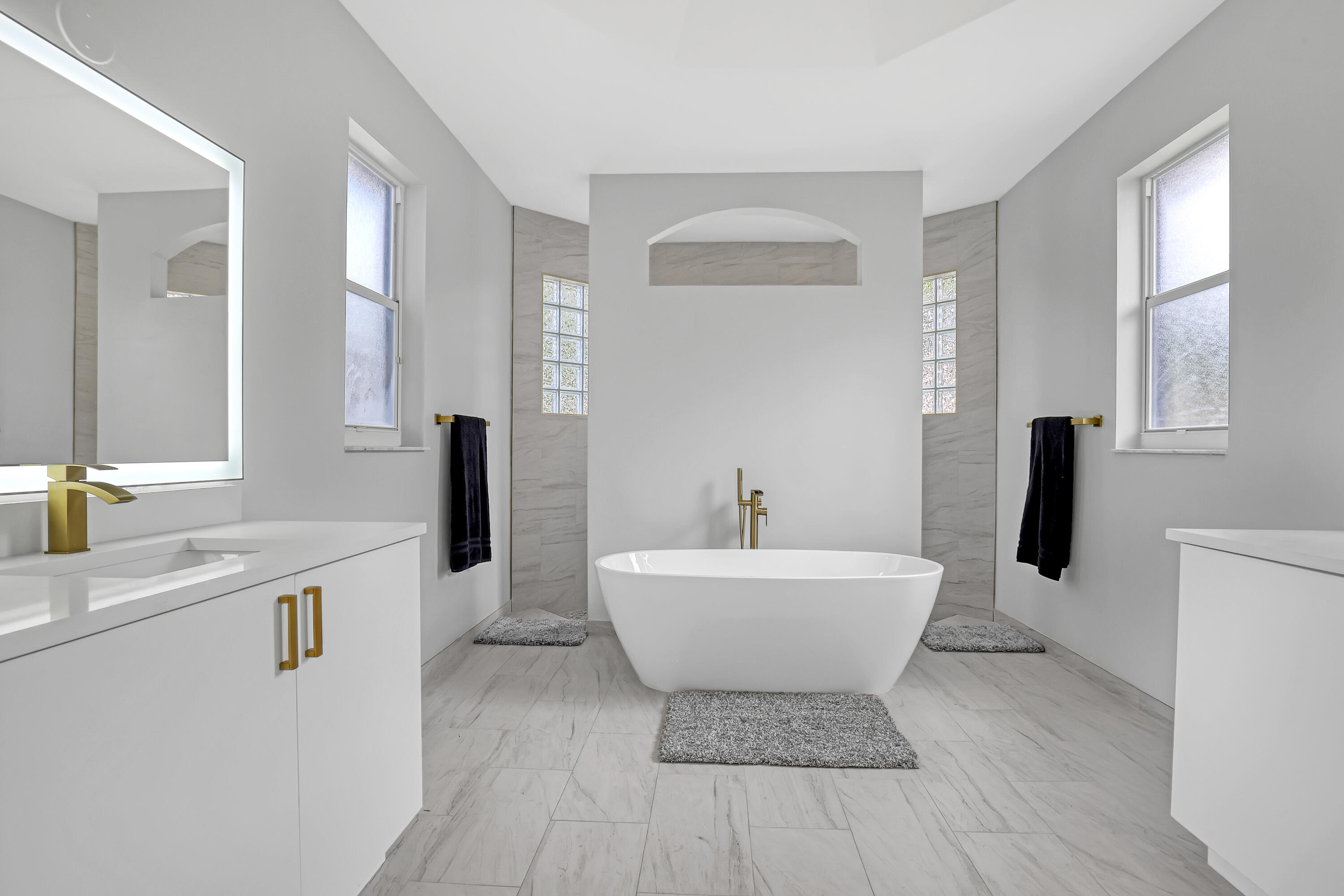 PEMBROKE FALLS - PHASE 1 - Residential