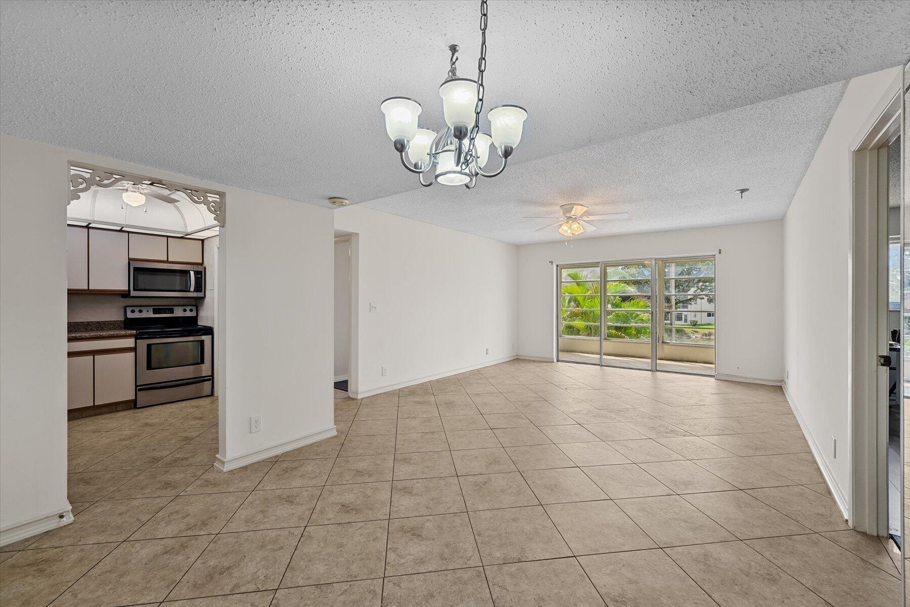 LAKESIDE VILLAGE CONDO 9 - Residential Lease