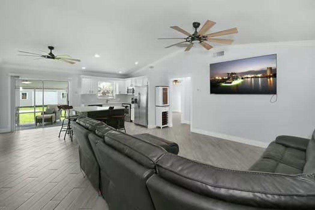 Photo of 6159 SE Poinciana Lane, Hobe Sound, FL 33455 (MLS # F10508029)