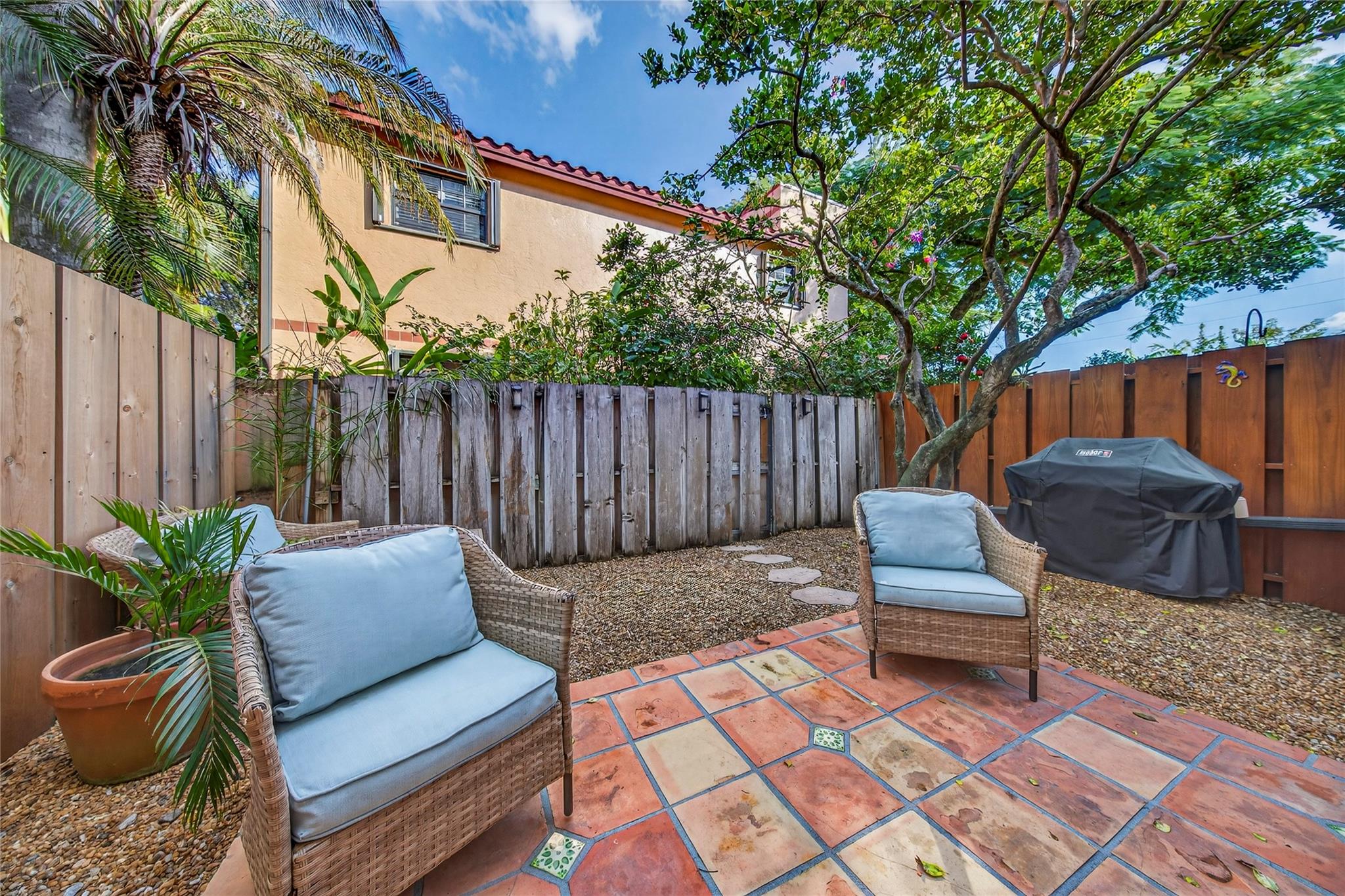 Spanish Springs Townhomes - Residential