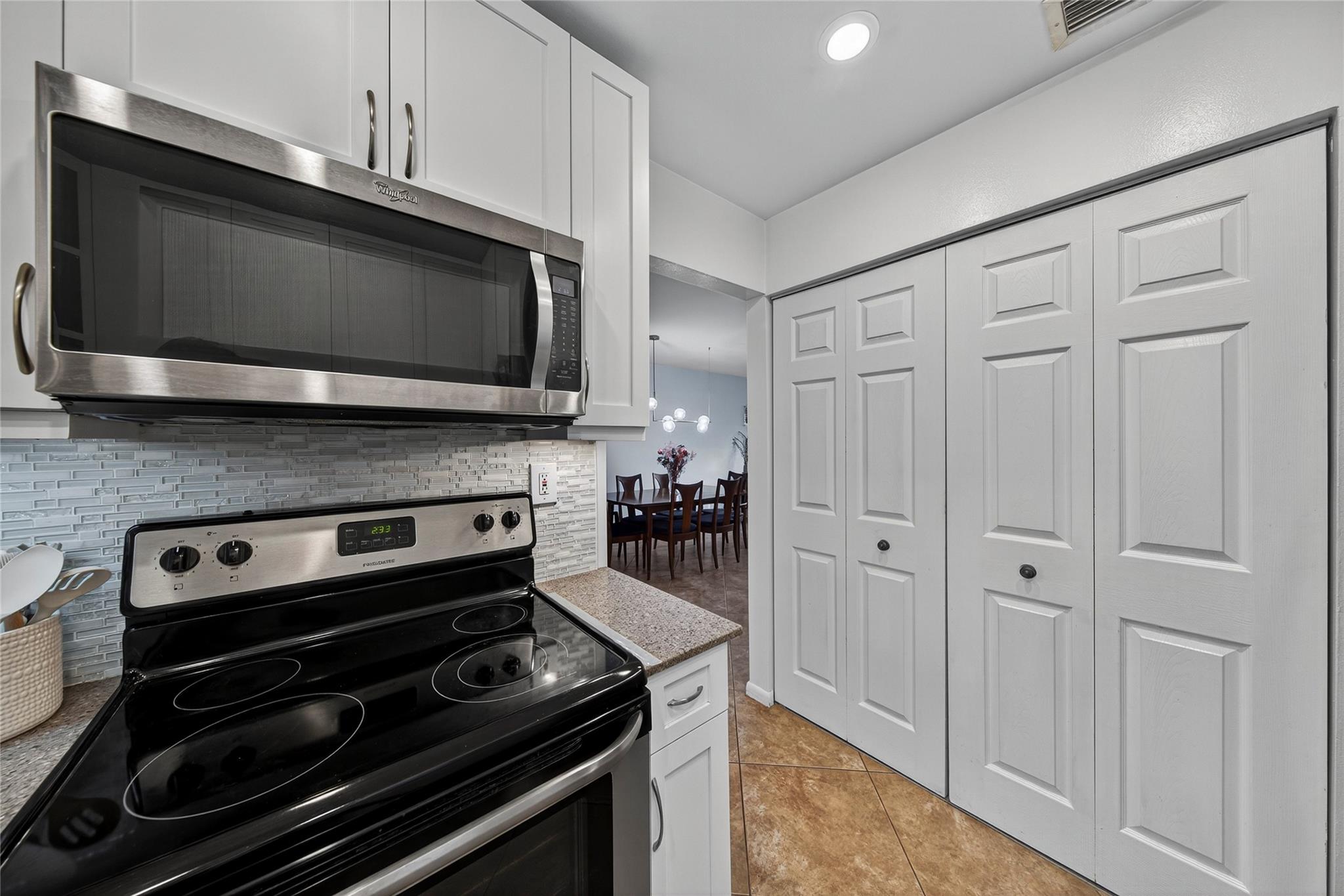 Spanish Springs Townhomes - Residential