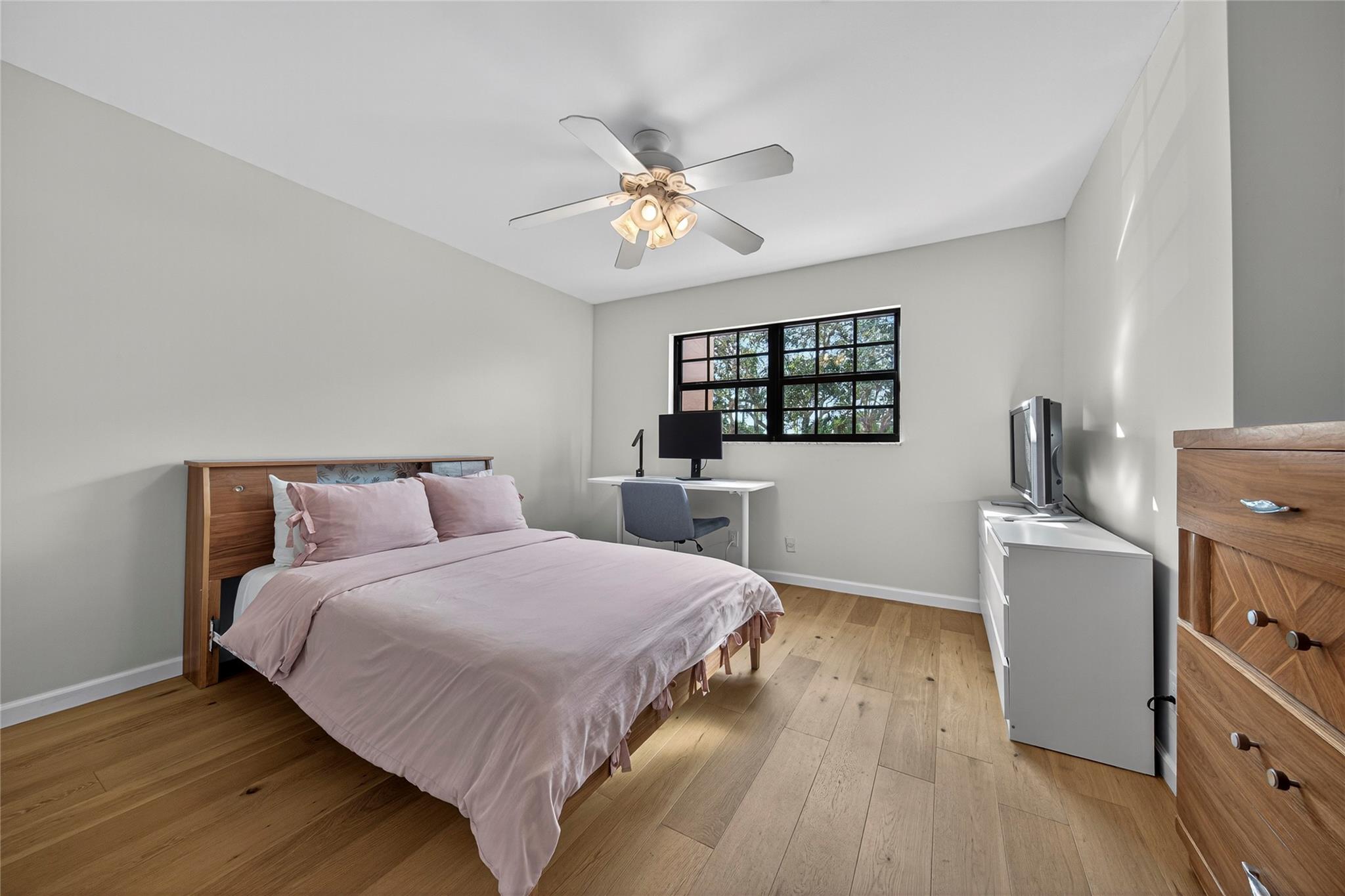 Spanish Springs Townhomes - Residential