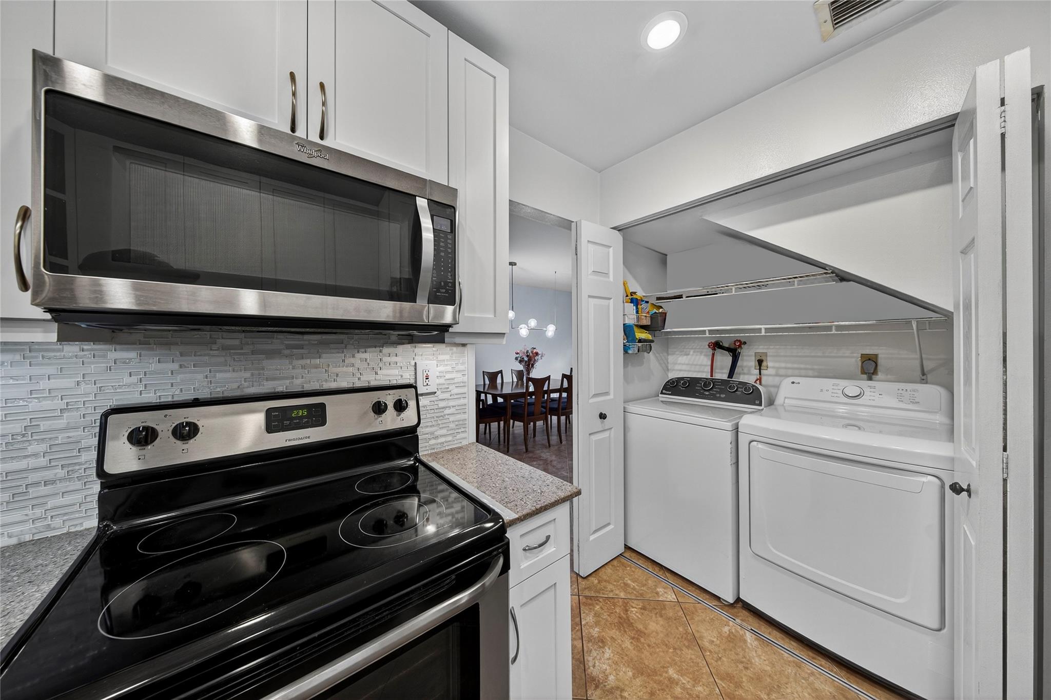 Spanish Springs Townhomes - Residential