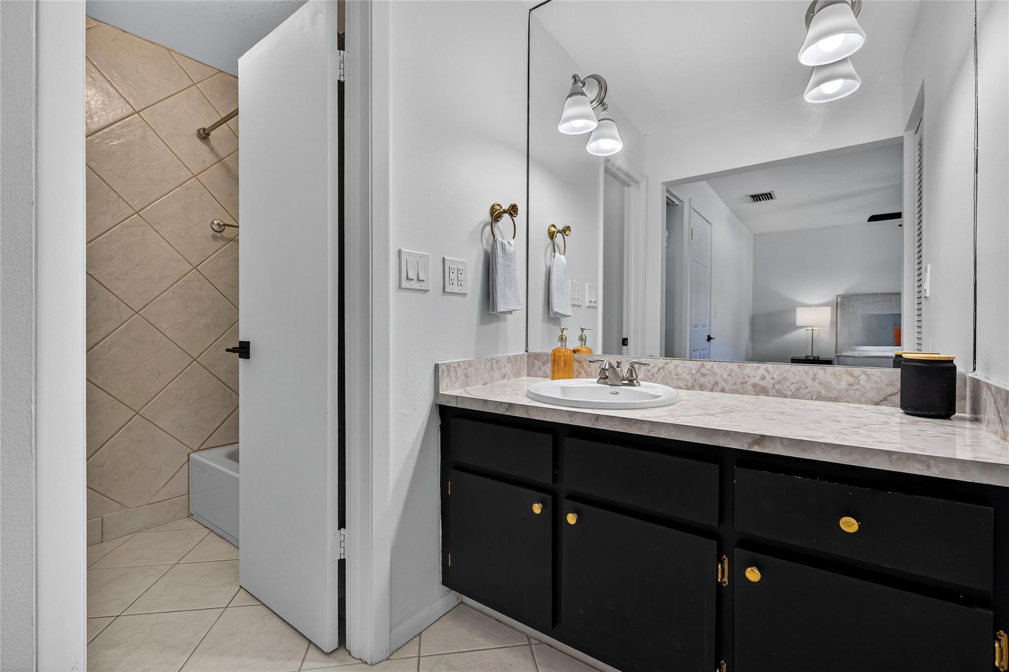 Spanish Springs Townhomes - Residential