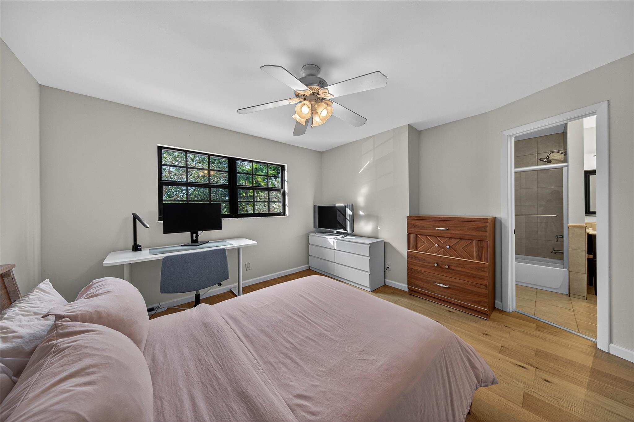 Spanish Springs Townhomes - Residential