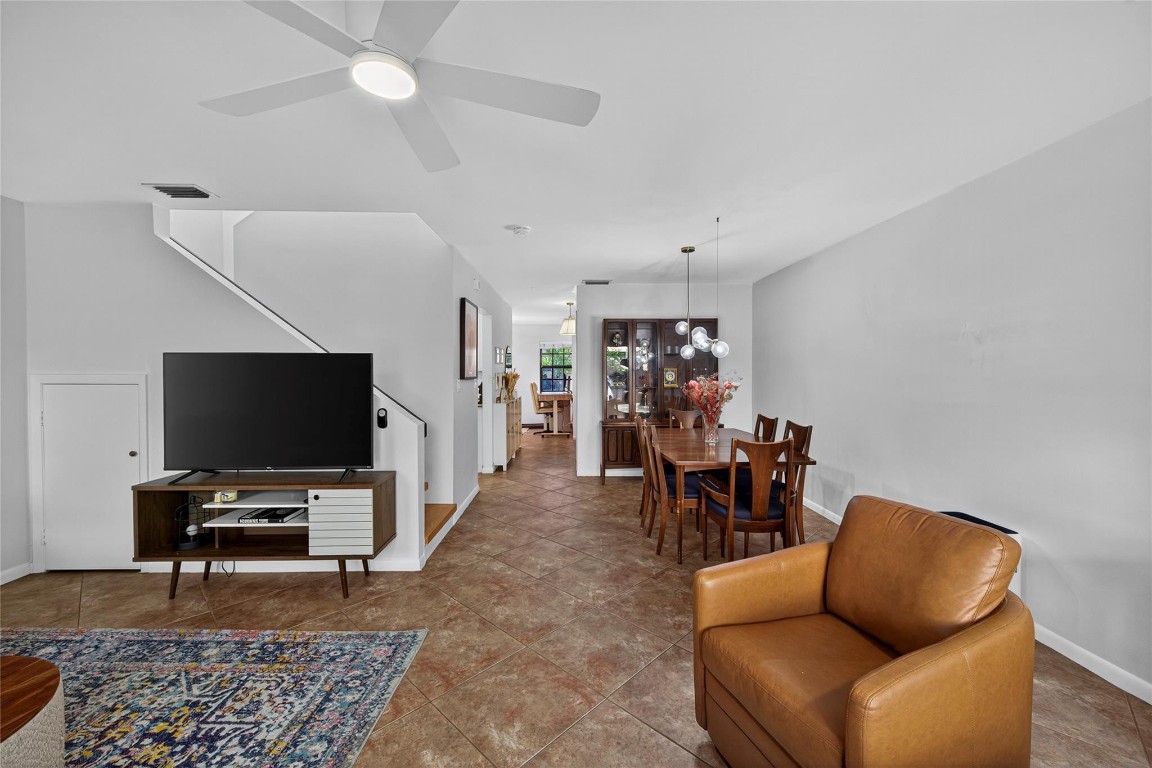 201 NE 16th Place 104