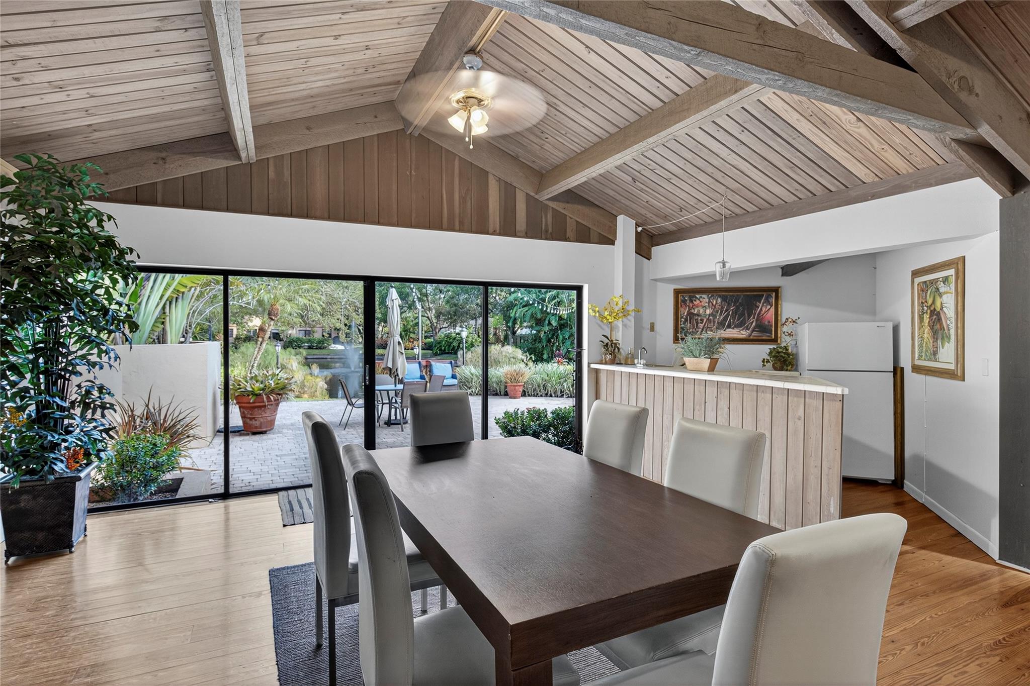 Spanish Springs Townhomes - Residential