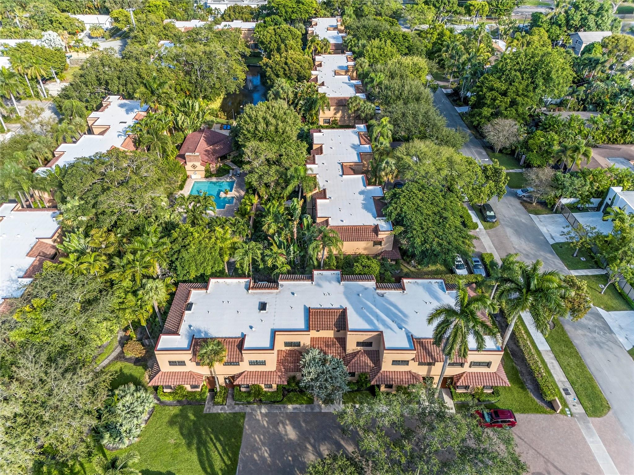 Spanish Springs Townhomes - Residential