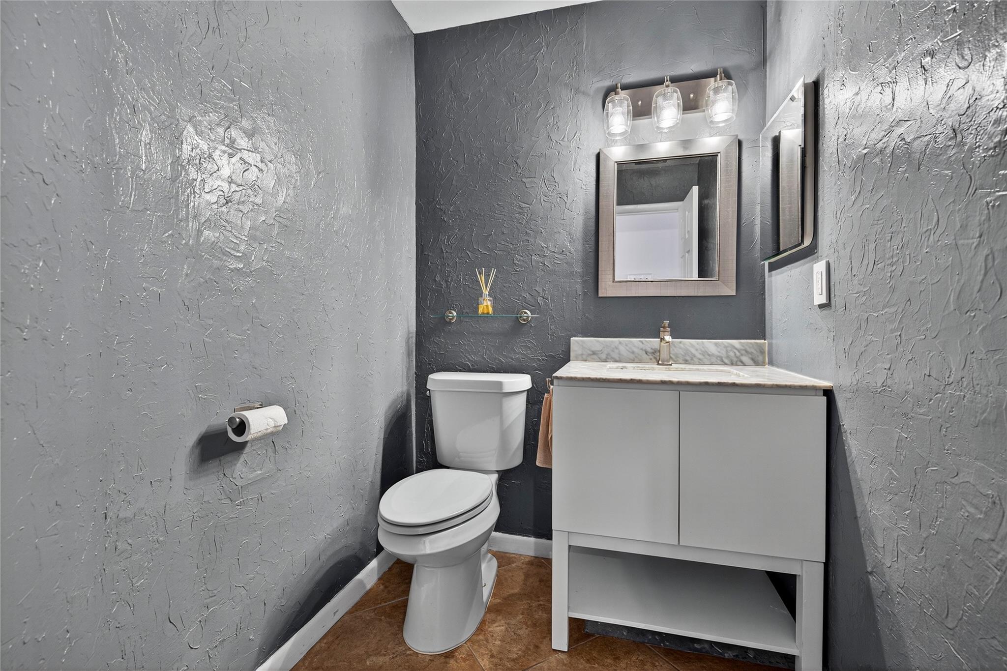 Spanish Springs Townhomes - Residential