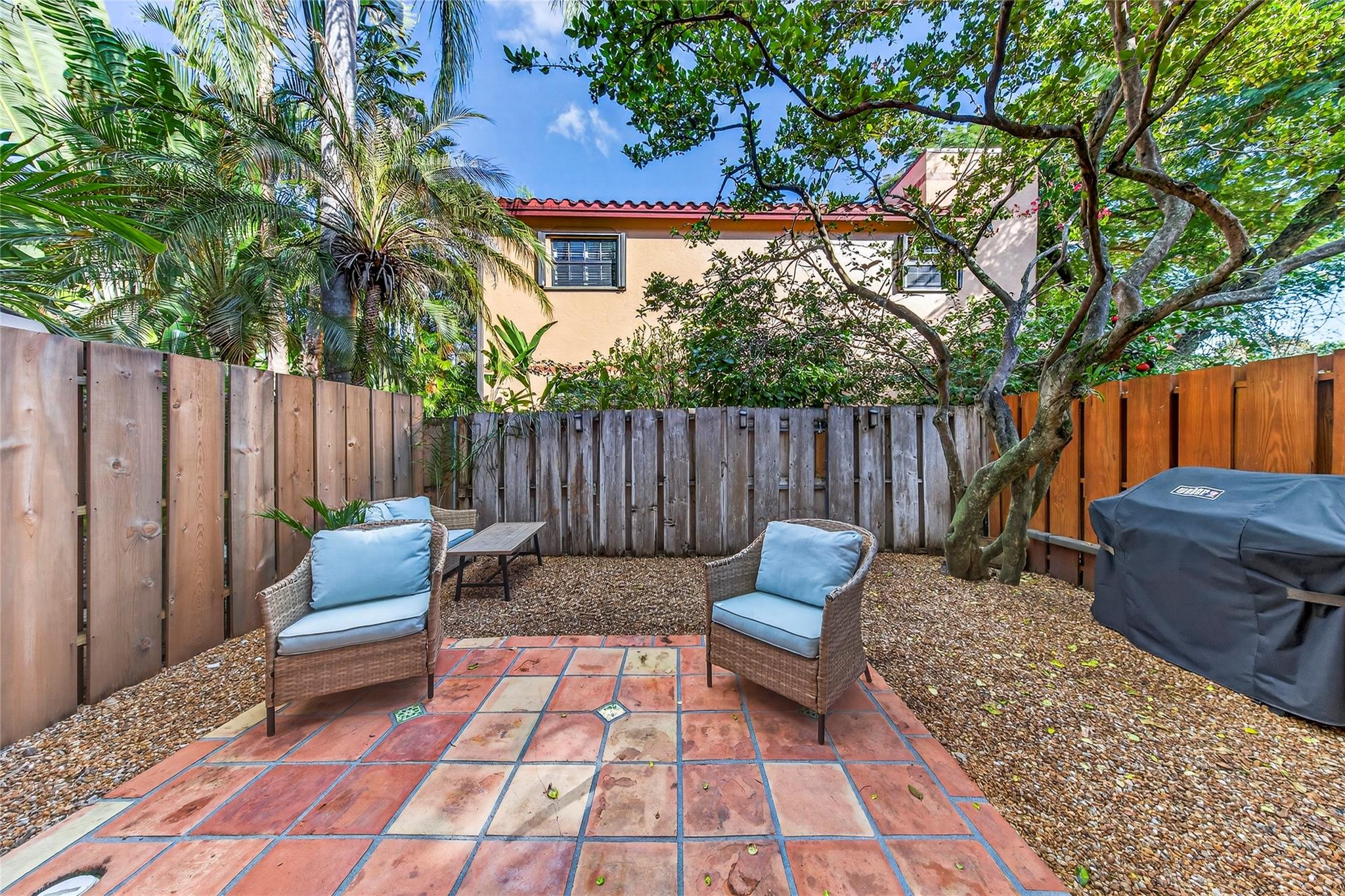 Spanish Springs Townhomes - Residential