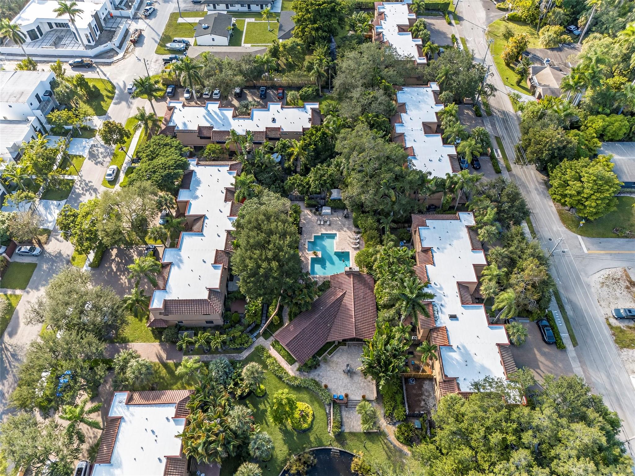 Spanish Springs Townhomes - Residential