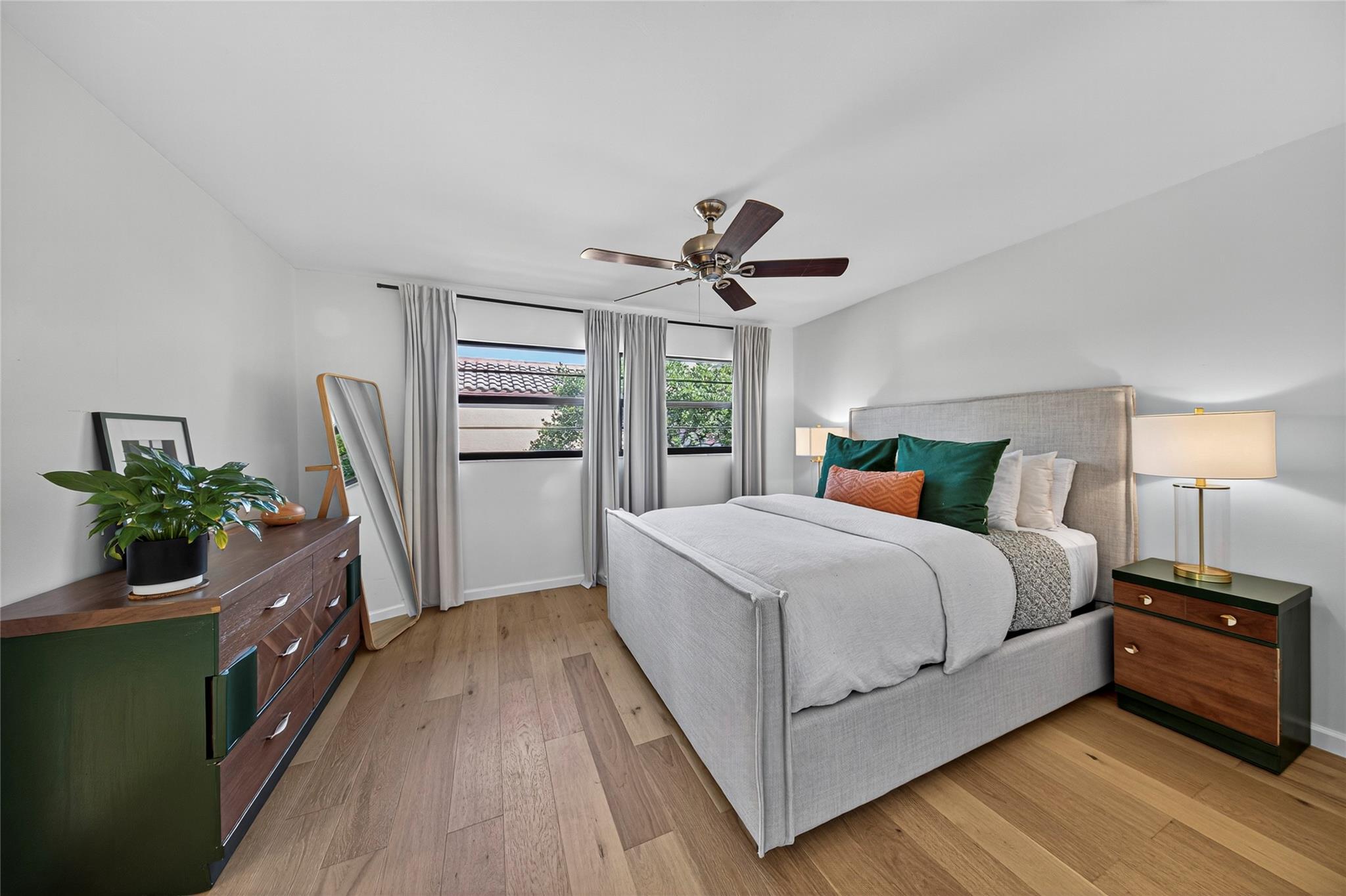 Spanish Springs Townhomes - Residential