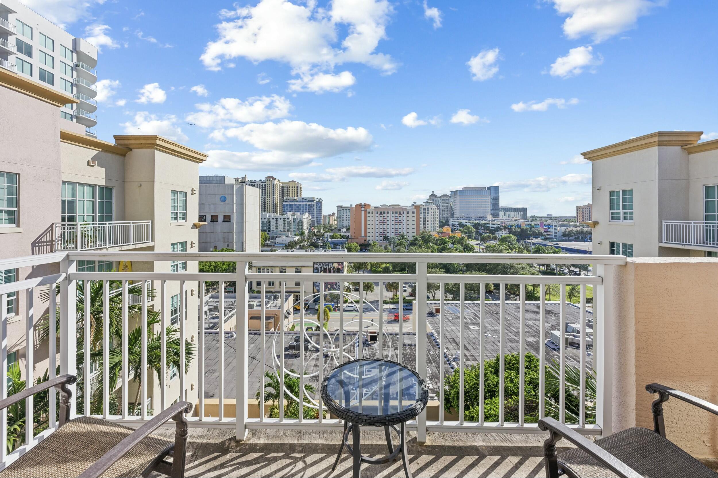 WHITNEY CONDO - Residential