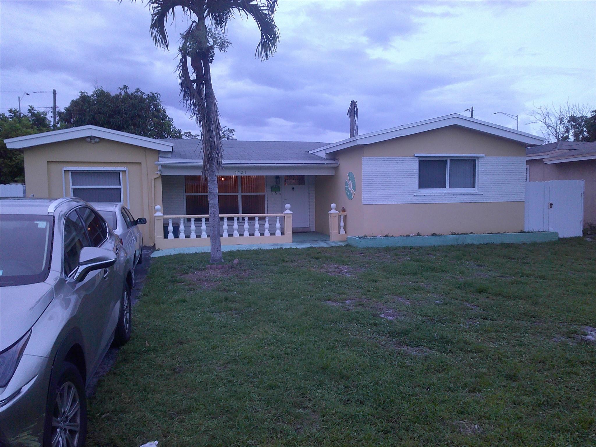 COME ON ALL FIRST TIME HOME BUYERS OR INVESTORS, DON'T LET THIS GREAT OPPORTUNITY PASS YOU BUY ON TIS LIVLY BRIGHT AND OPEN HOME IN MIRAMAR. THIS HOME HAS 3 BEDROOMS AND TWO BATHROOMS, ENCLOSED GARAGE/CARPORT WHICH CAN EASILY BECOME A MOTHER-INLAW QUARTERS. PROPERTY IS 8 MINUTES TO I-95 AND TURNPIKE AND 5 MINUTES TO HARDROCK STADIUM. SELLERS BOUGHT THE PROPERTY WITHE ENCLOSUREE.