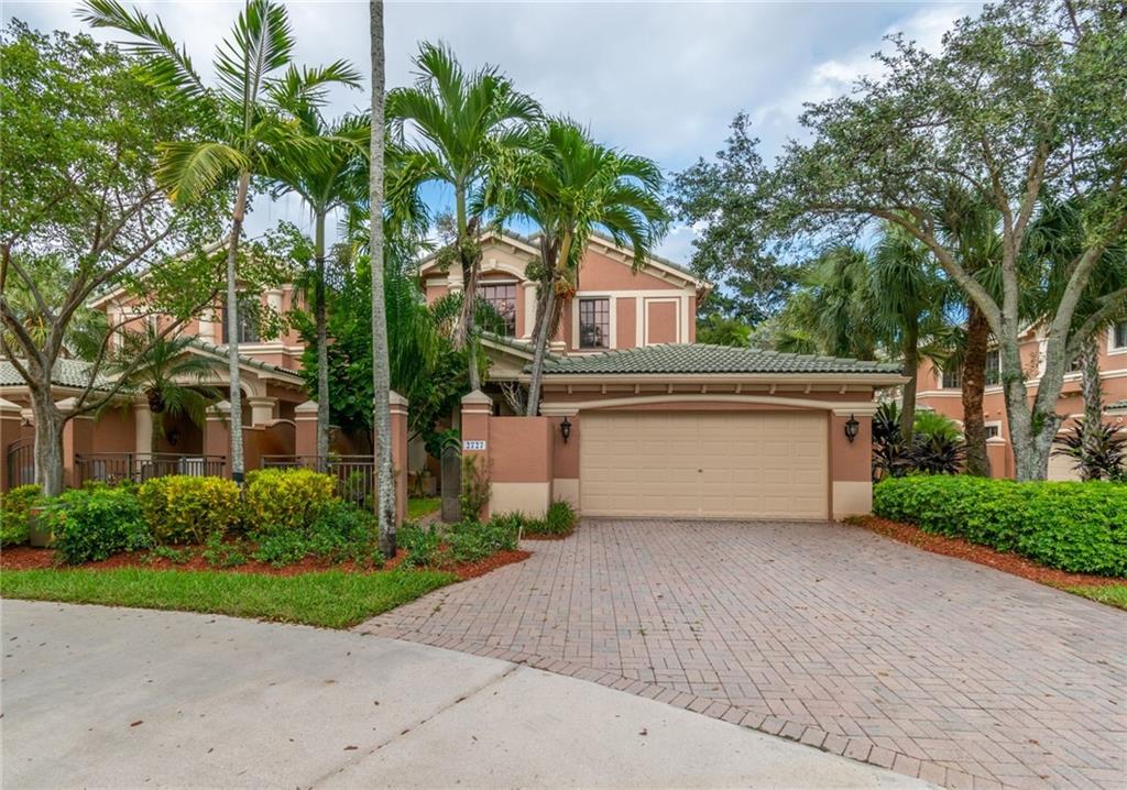 THE LEGENDS - Residential