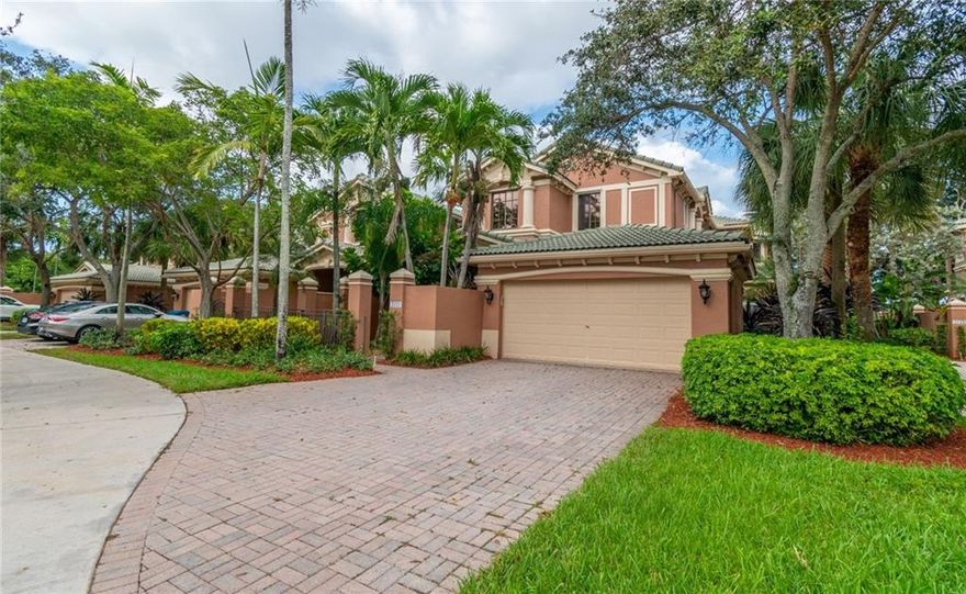 THE LEGENDS-WESTON! Spectacular property with Beautiful Golf & Lakes views! Renovated with very nice taste. Renovations include: porcelain tile floors in living areas & laminate wood floors in bedrooms, modern baths, open concept kitchen with white quartz counter tops & stainless steel appliances. Split floor plan. 3 bedrooms + den and 3 full baths. Largest model in the community "RIVIERA MODEL". Large Balcony, 2 car garage & long driveway.