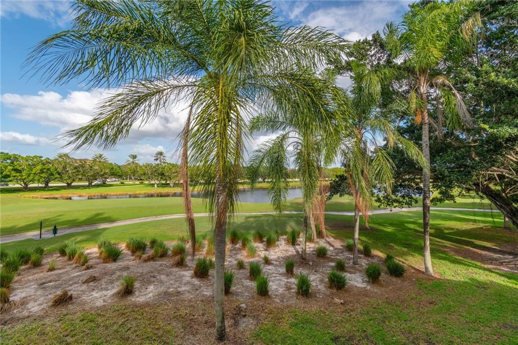 THE LEGENDS - Residential