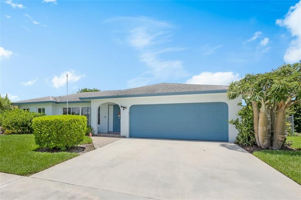 Photo of 4625 Appalachian St, Boca Raton, FL 33428 (MLS # F10340455)