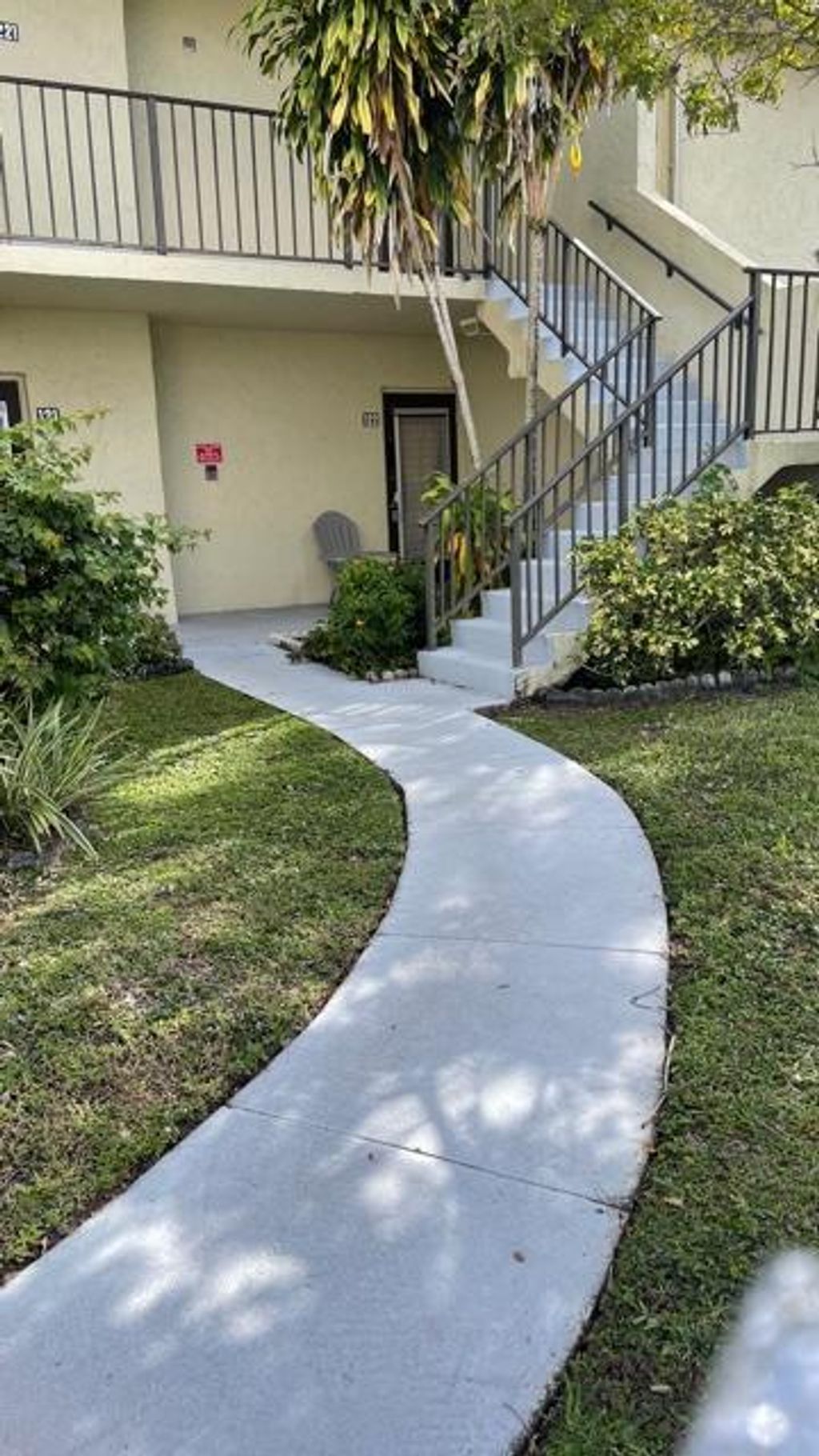 Photo of 120 Lake Meryl Drive #122, West Palm Beach, FL 33411 (MLS # R10684038)
