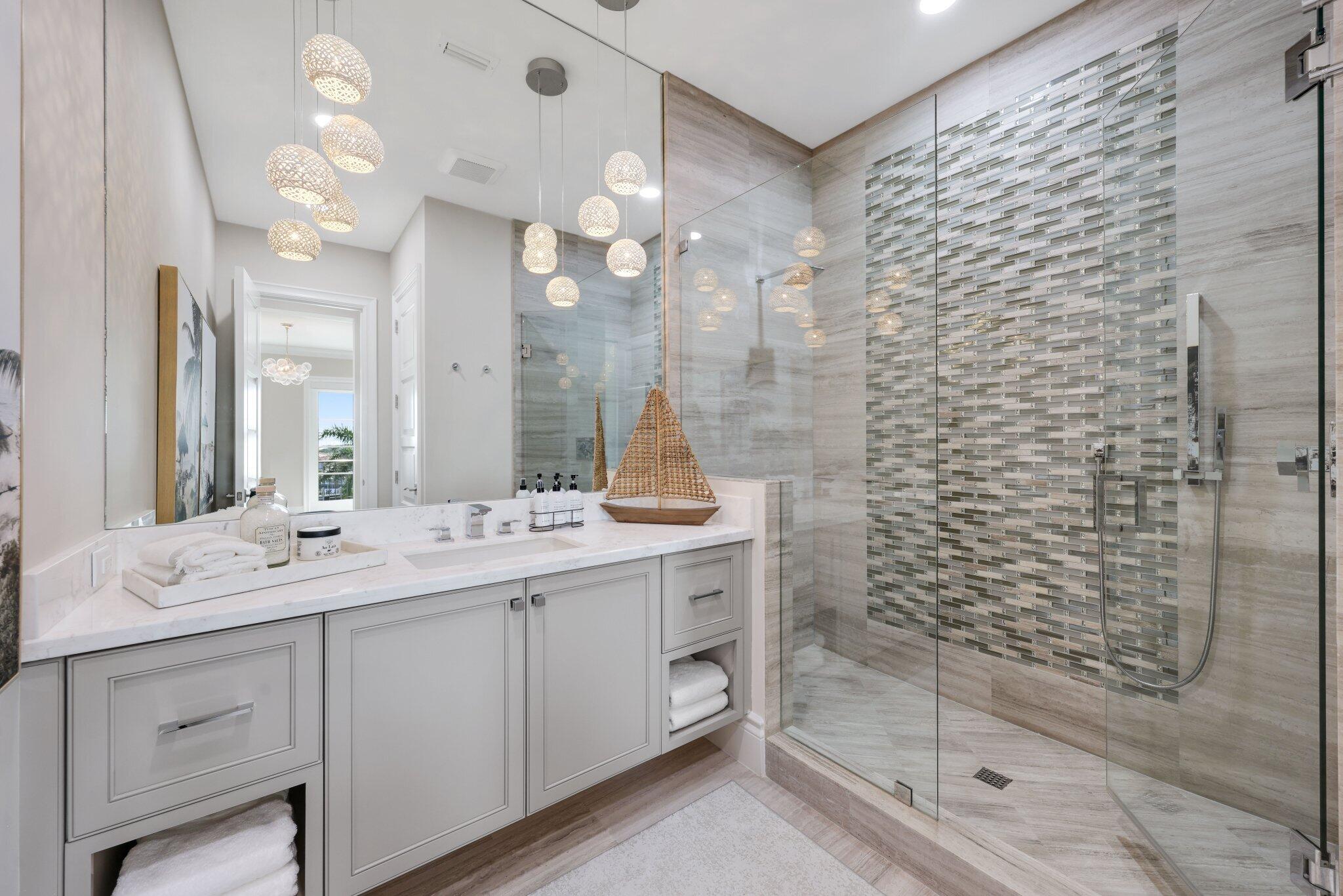A perfect 10 on prestigious Hillsboro Mile! This exceptional ocean-to- – image 30