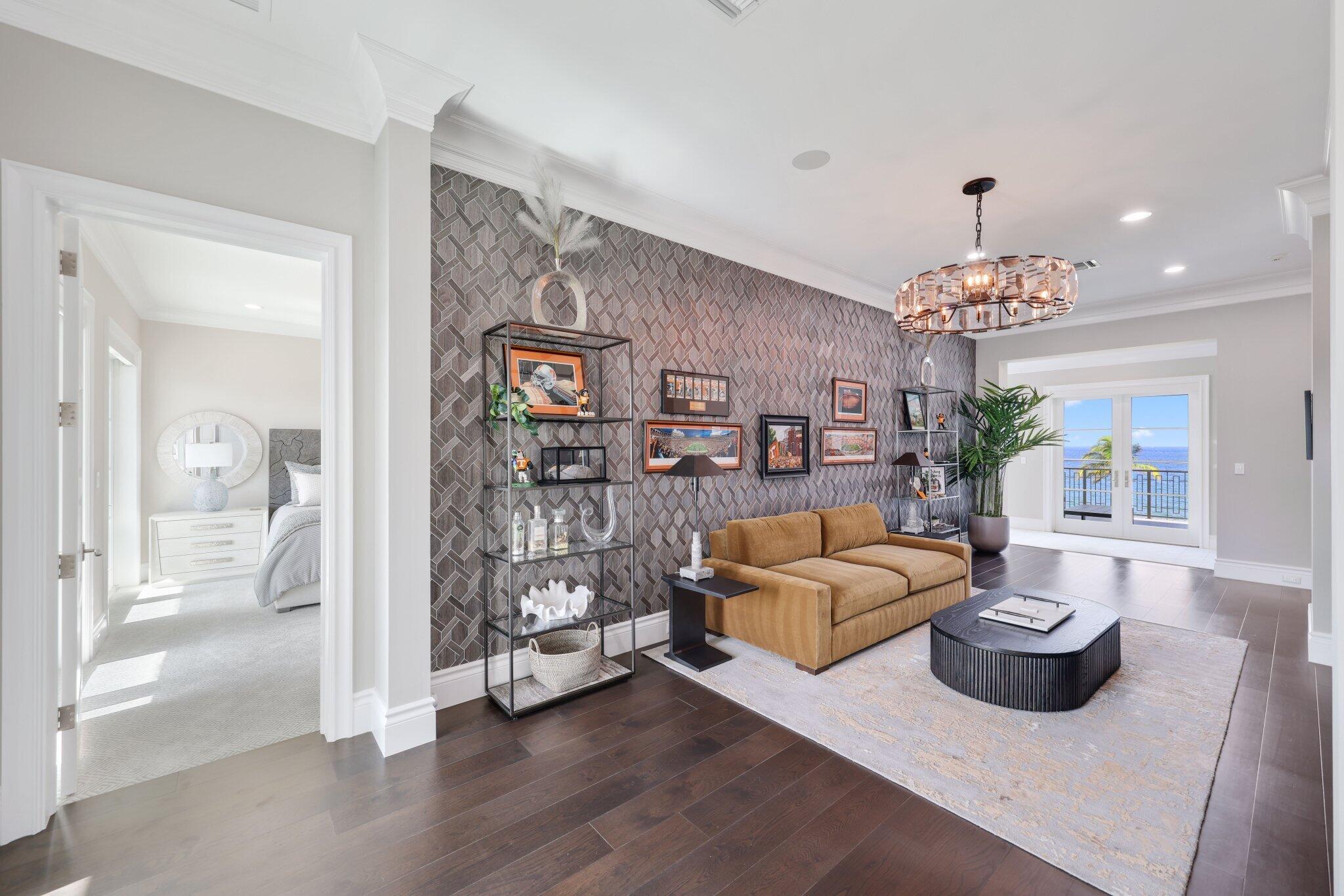 A perfect 10 on prestigious Hillsboro Mile! This exceptional ocean-to- – image 28