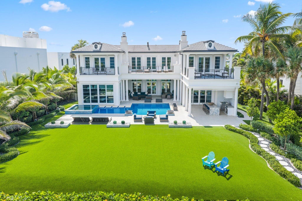 Photo of 1001 HILLSBORO MILE, Hillsboro Beach, FL 33062 (MLS # B26083809)